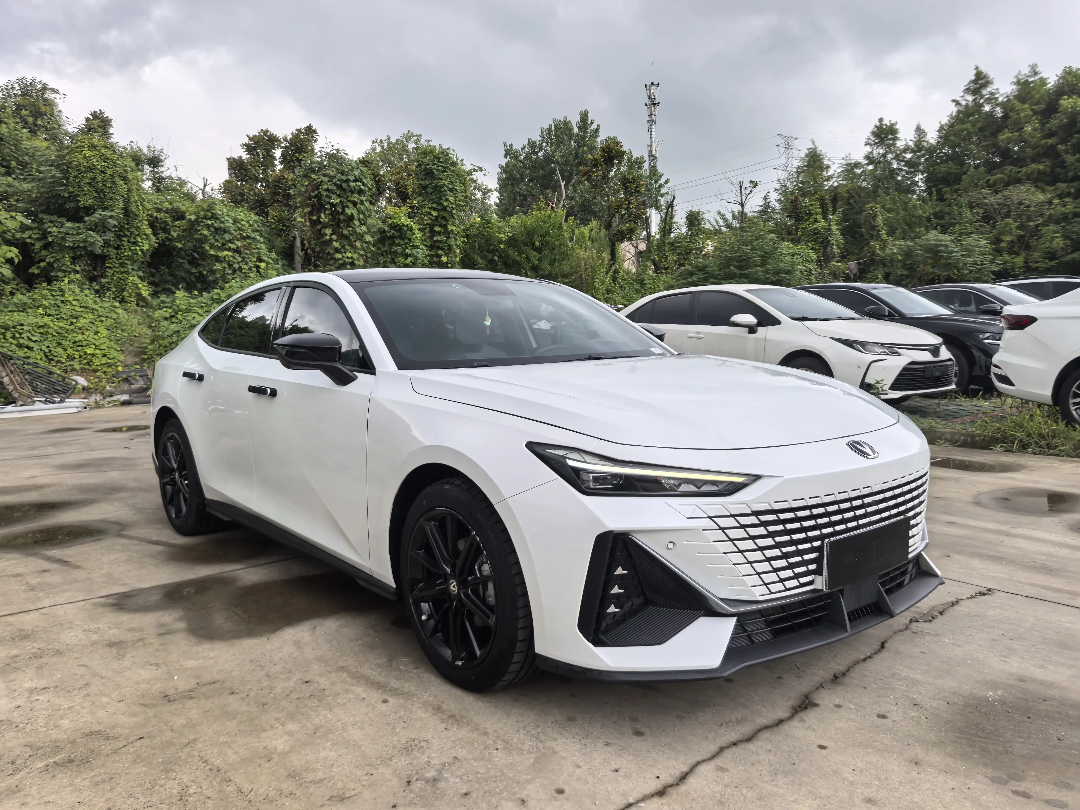 Changan UNI-V