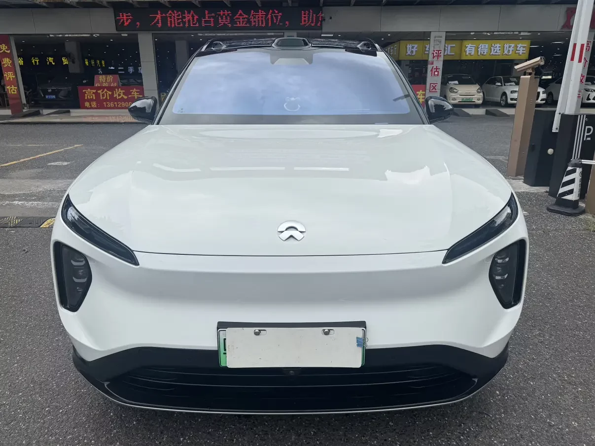 NIO ES6