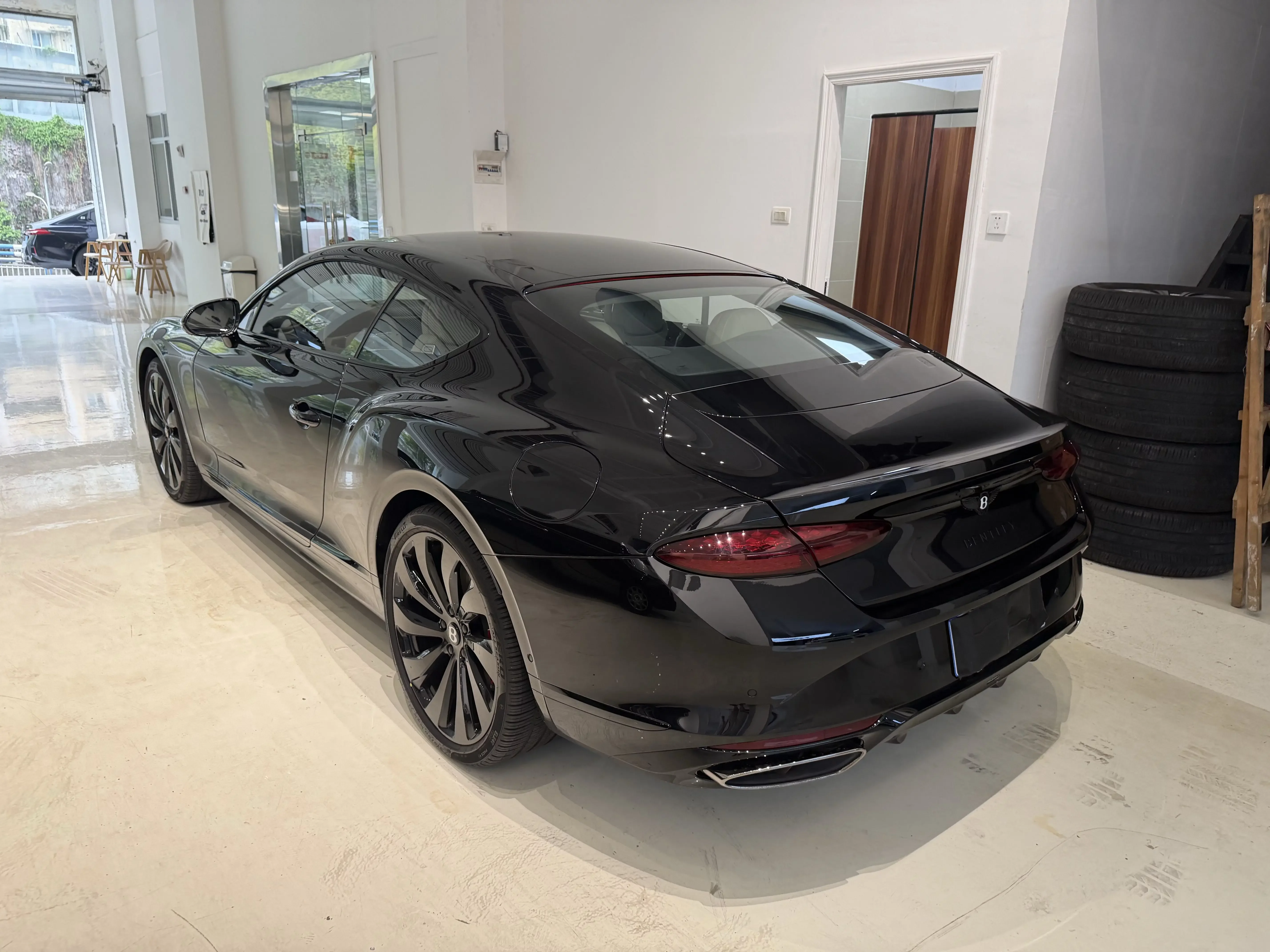 Bentley Continental PHEV