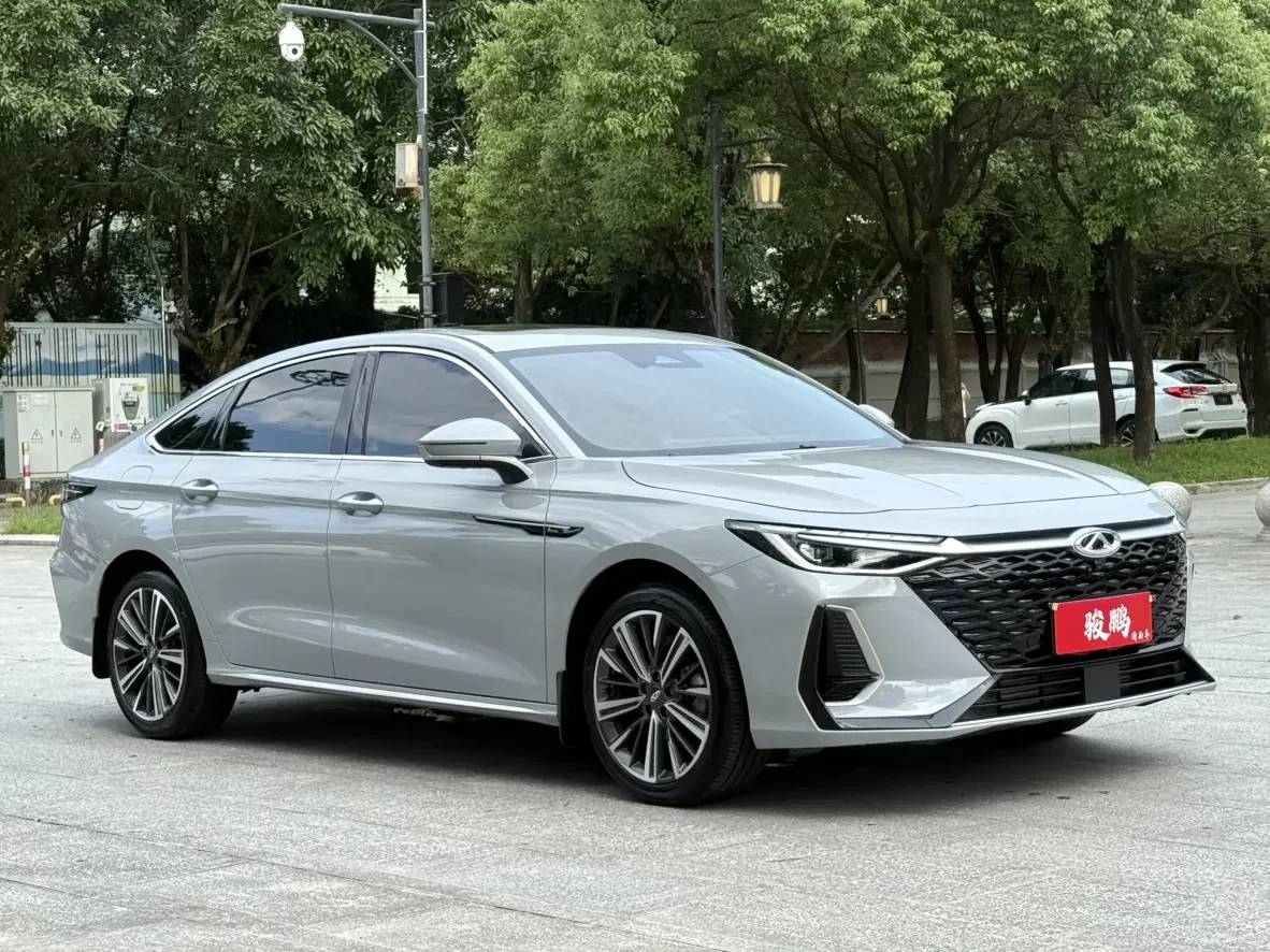 Chery Arrizo 8