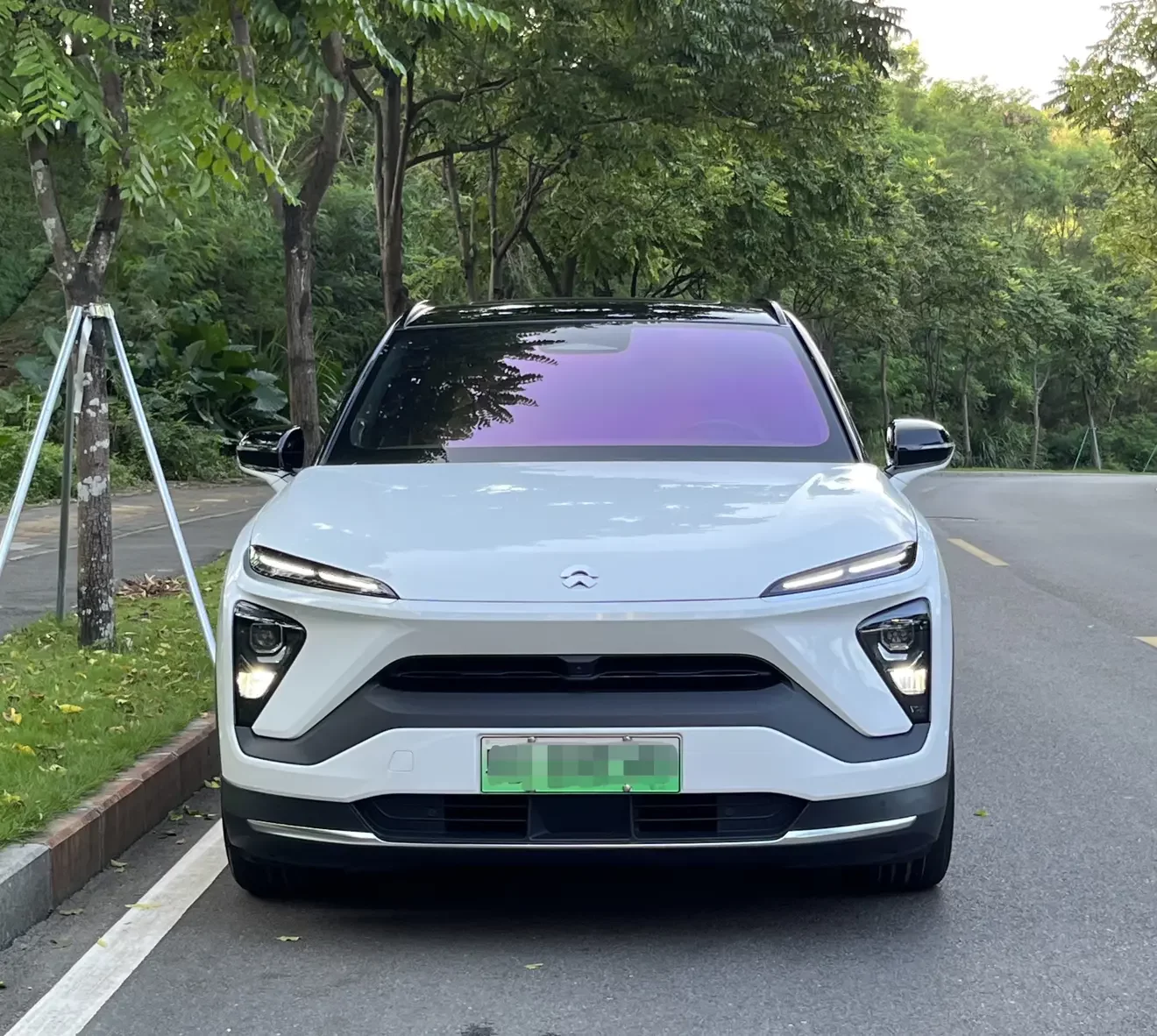 NIO ES6