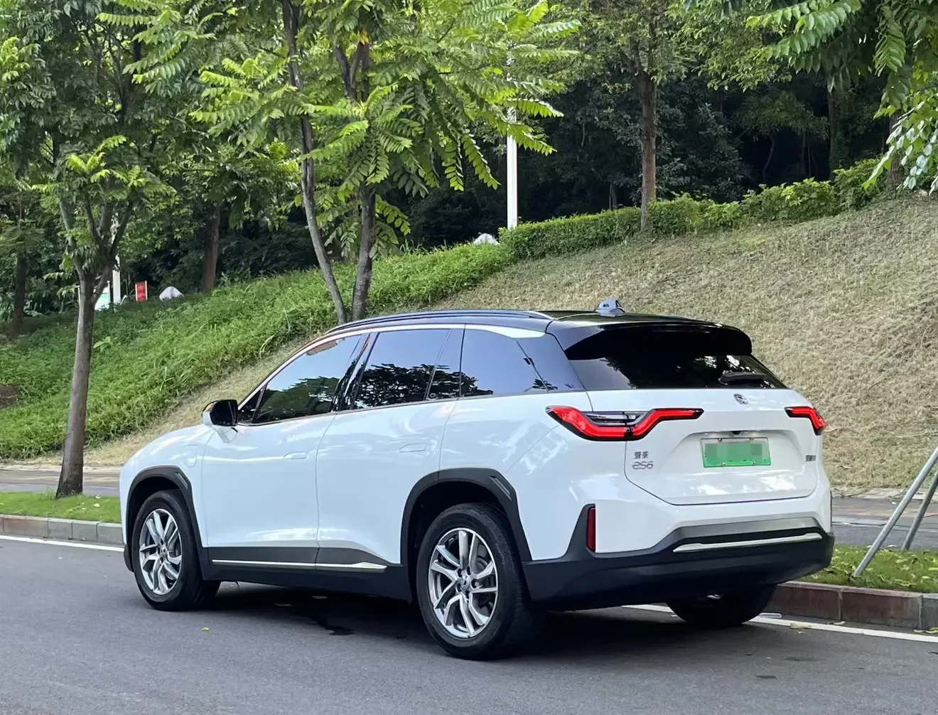 NIO ES6