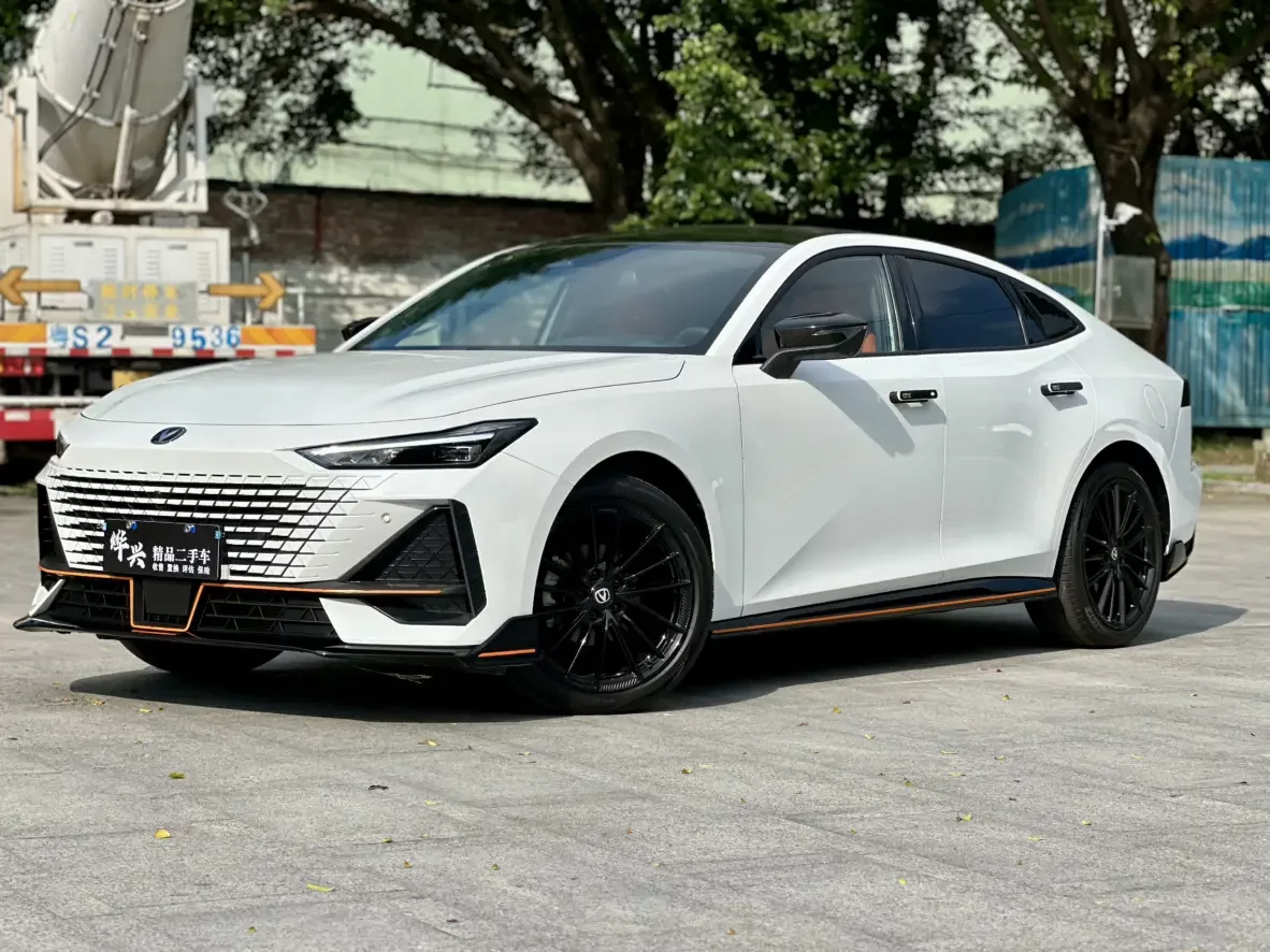 Changan UNI-V