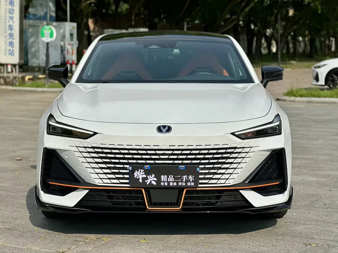 Changan UNI-V