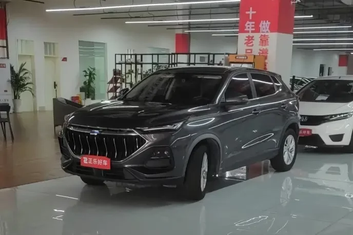 Oshan Changan Auchan X5