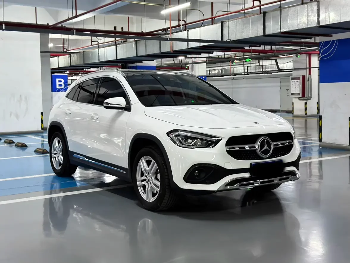 Mercedes-Benz GLA