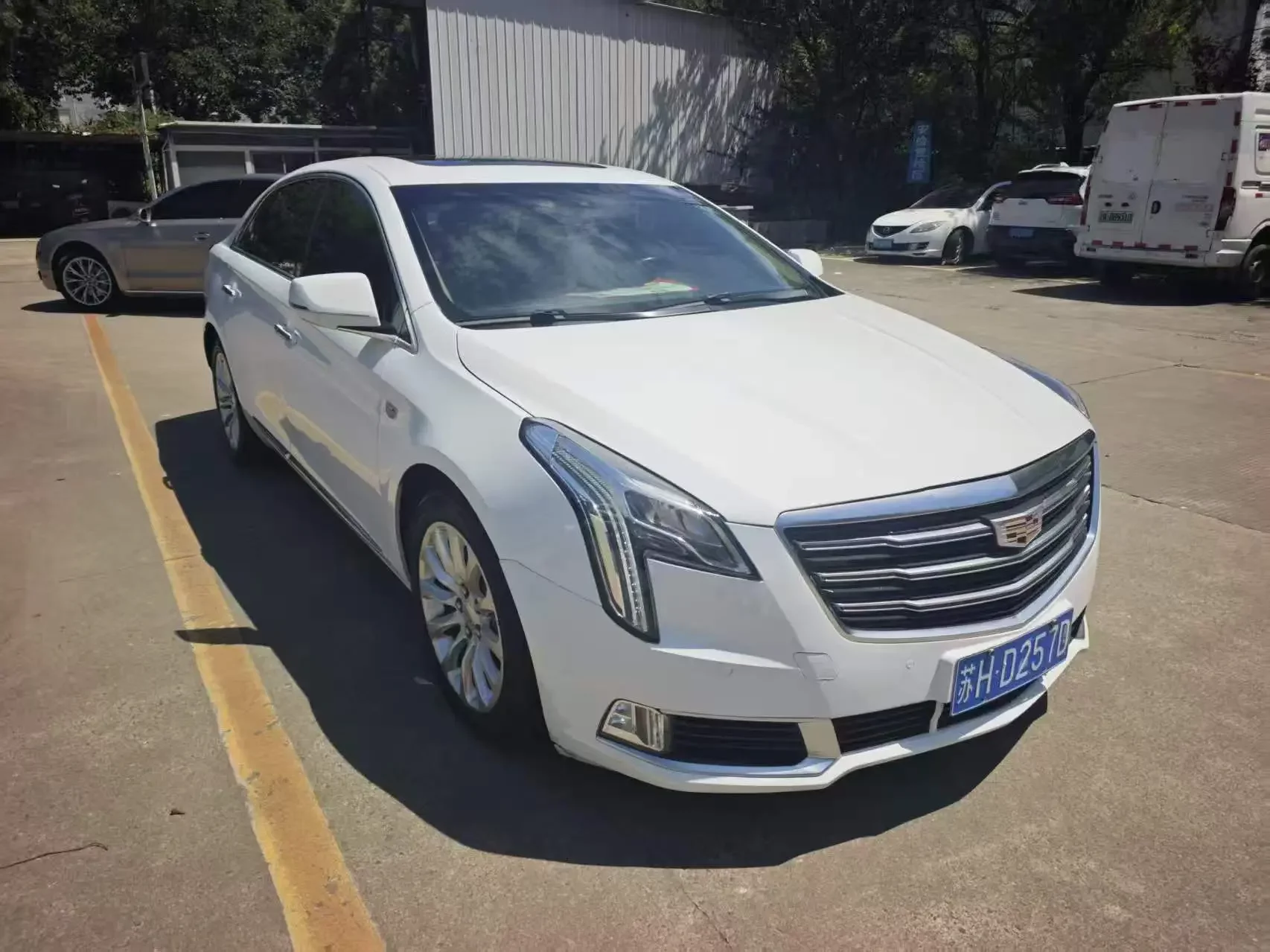 Cadillac XTS
