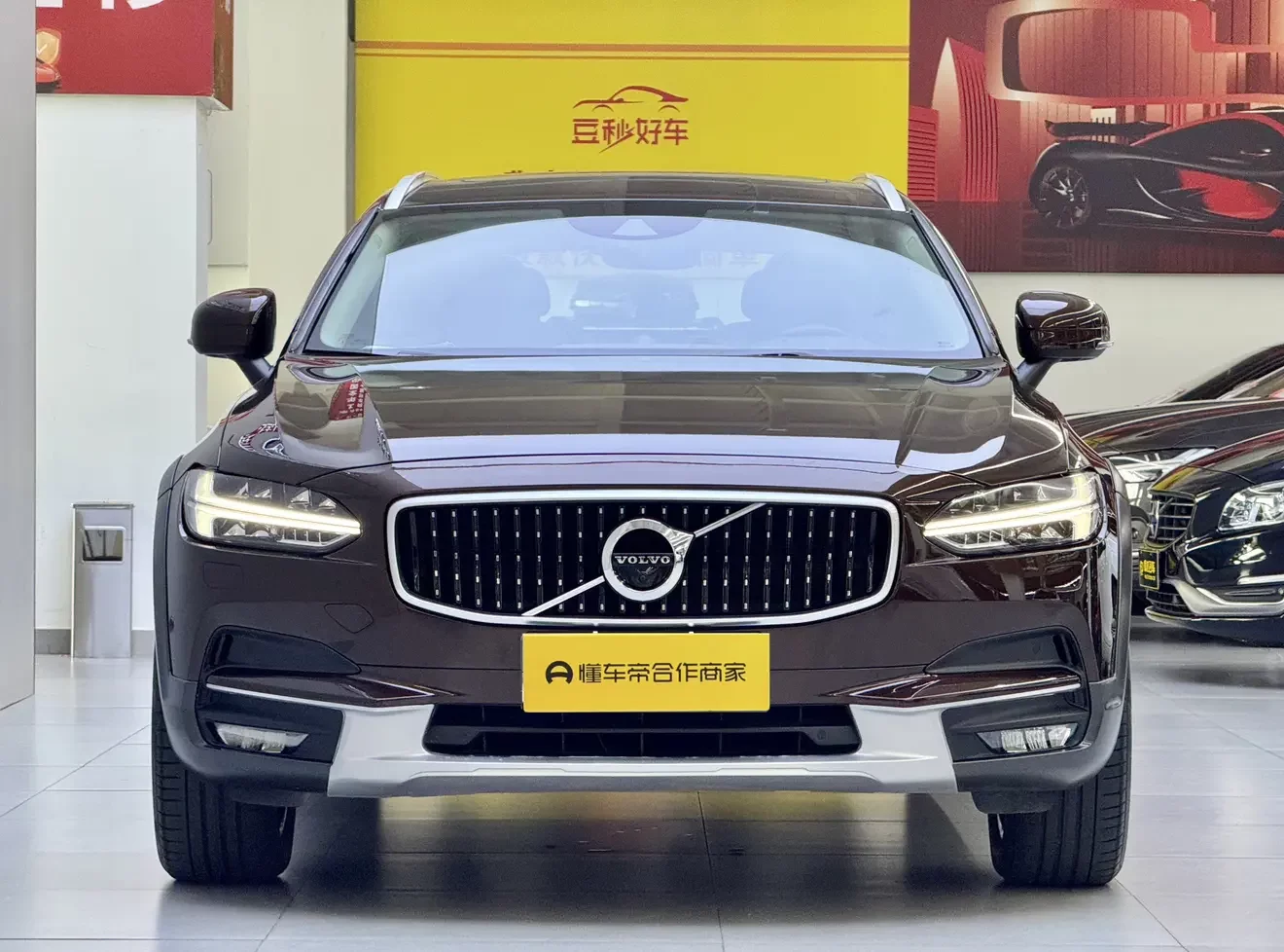 Volvo V90