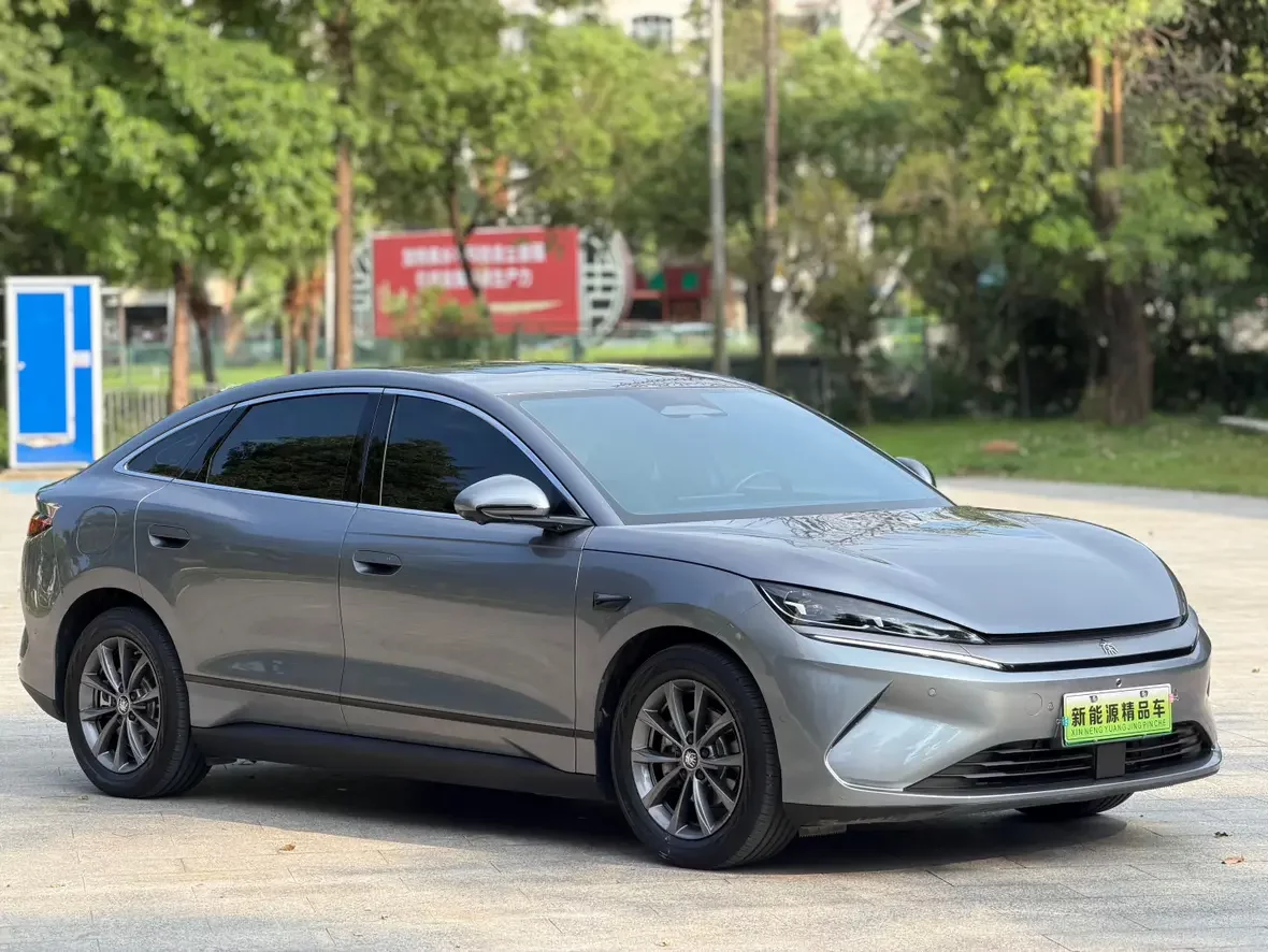 BYD Qin L EV
