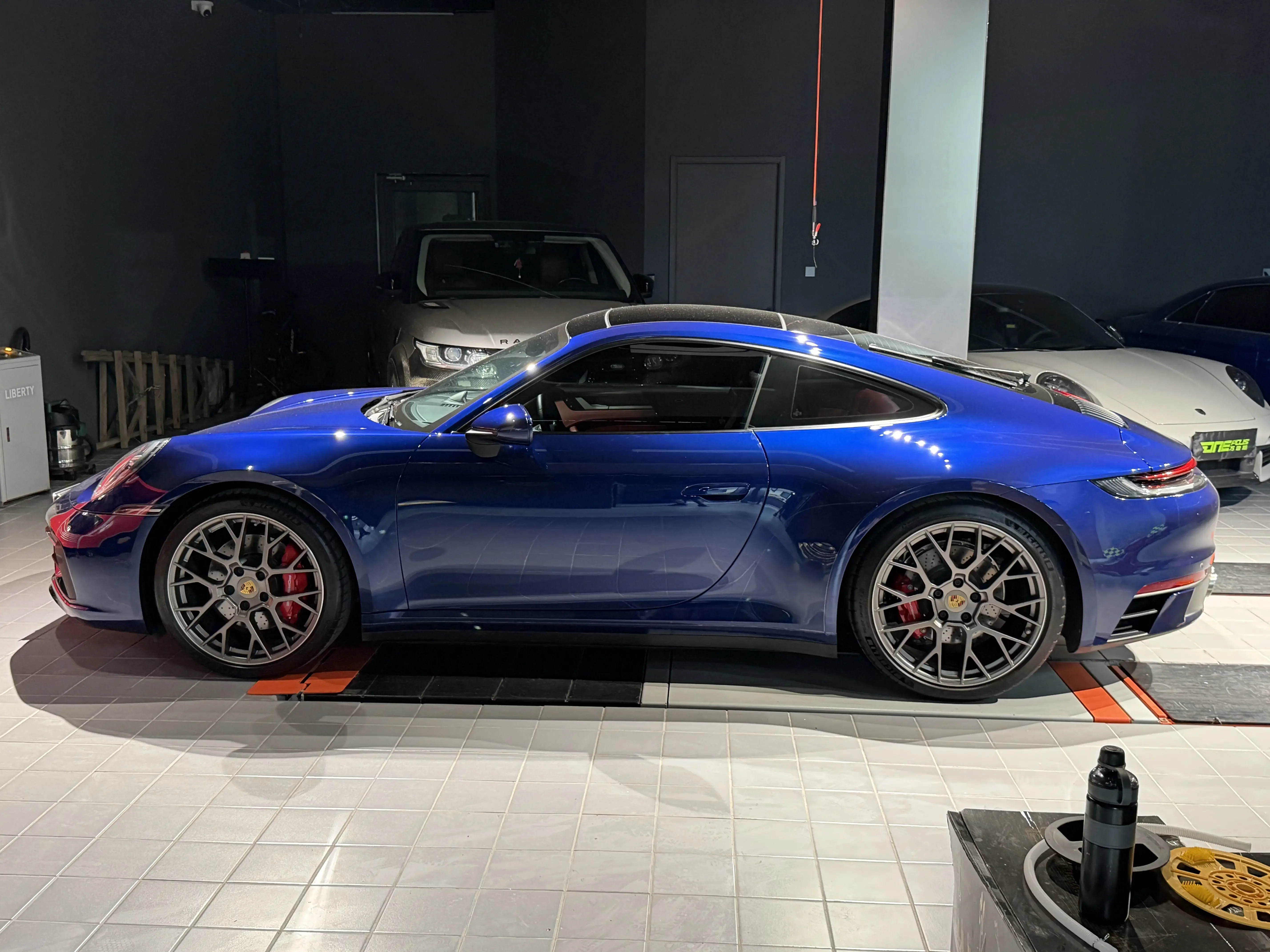 Porsche 911