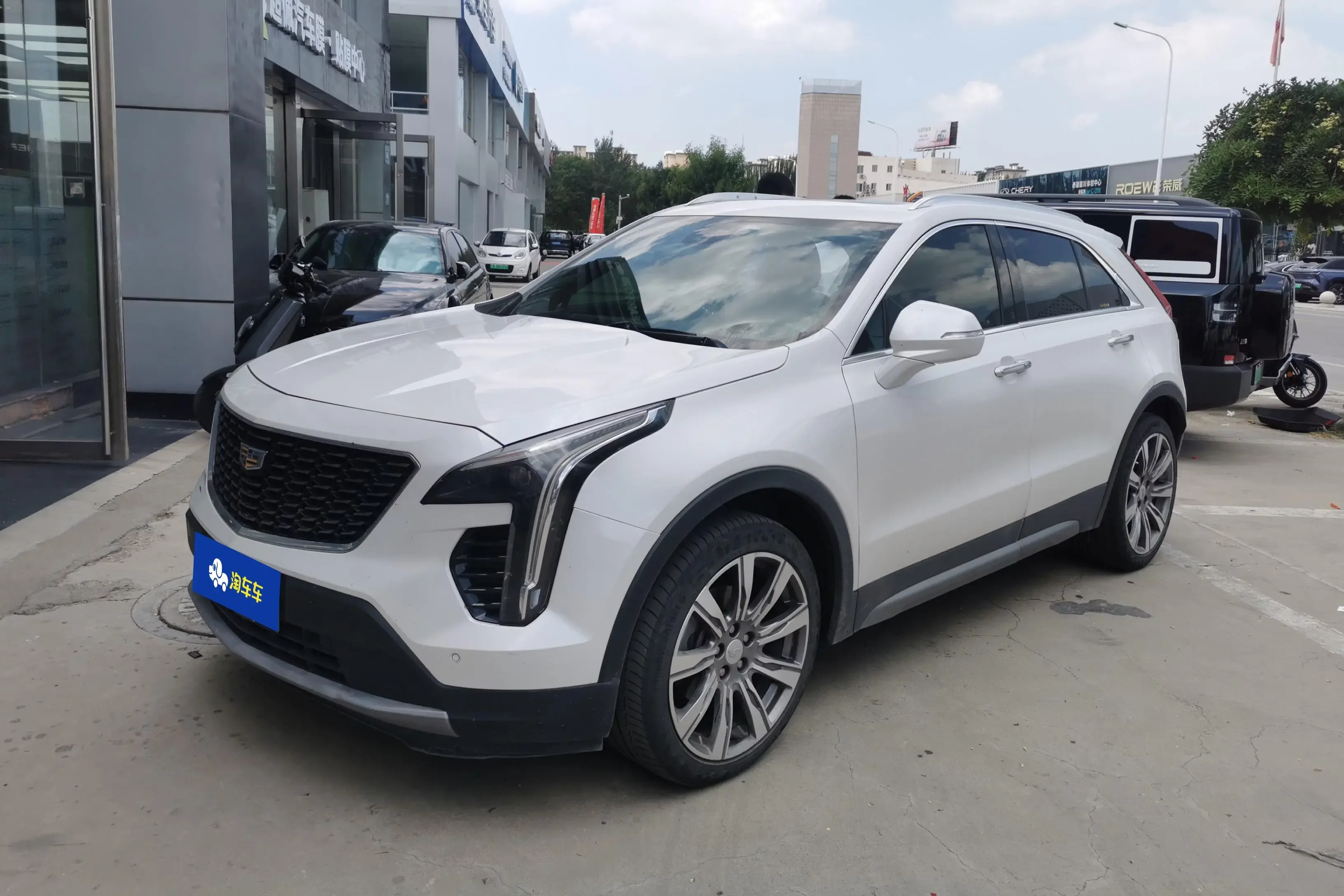 Cadillac XT4