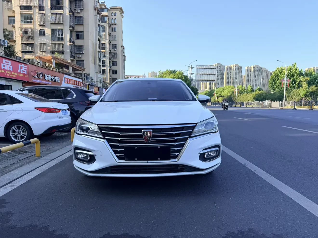Roewe i5