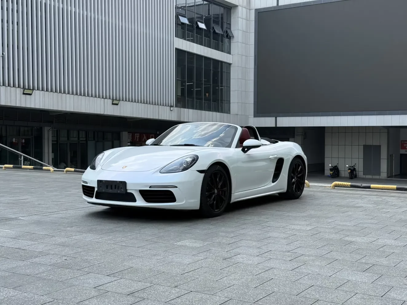 Porsche 718