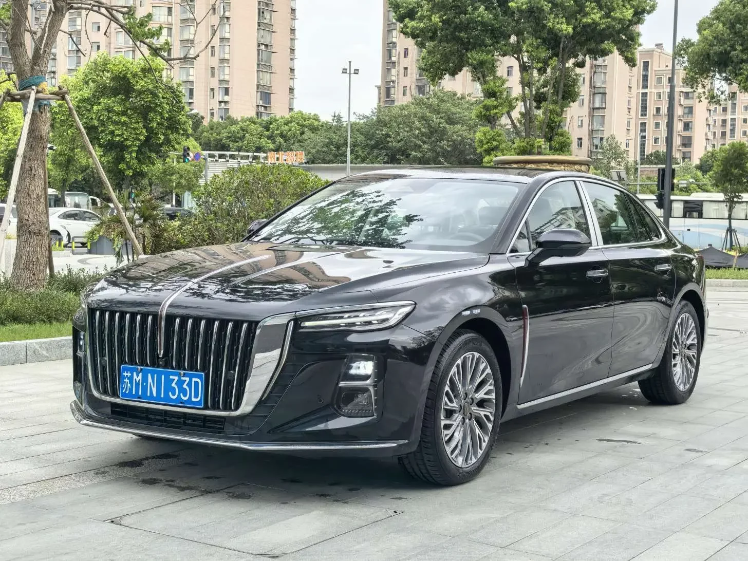 Hongqi H5