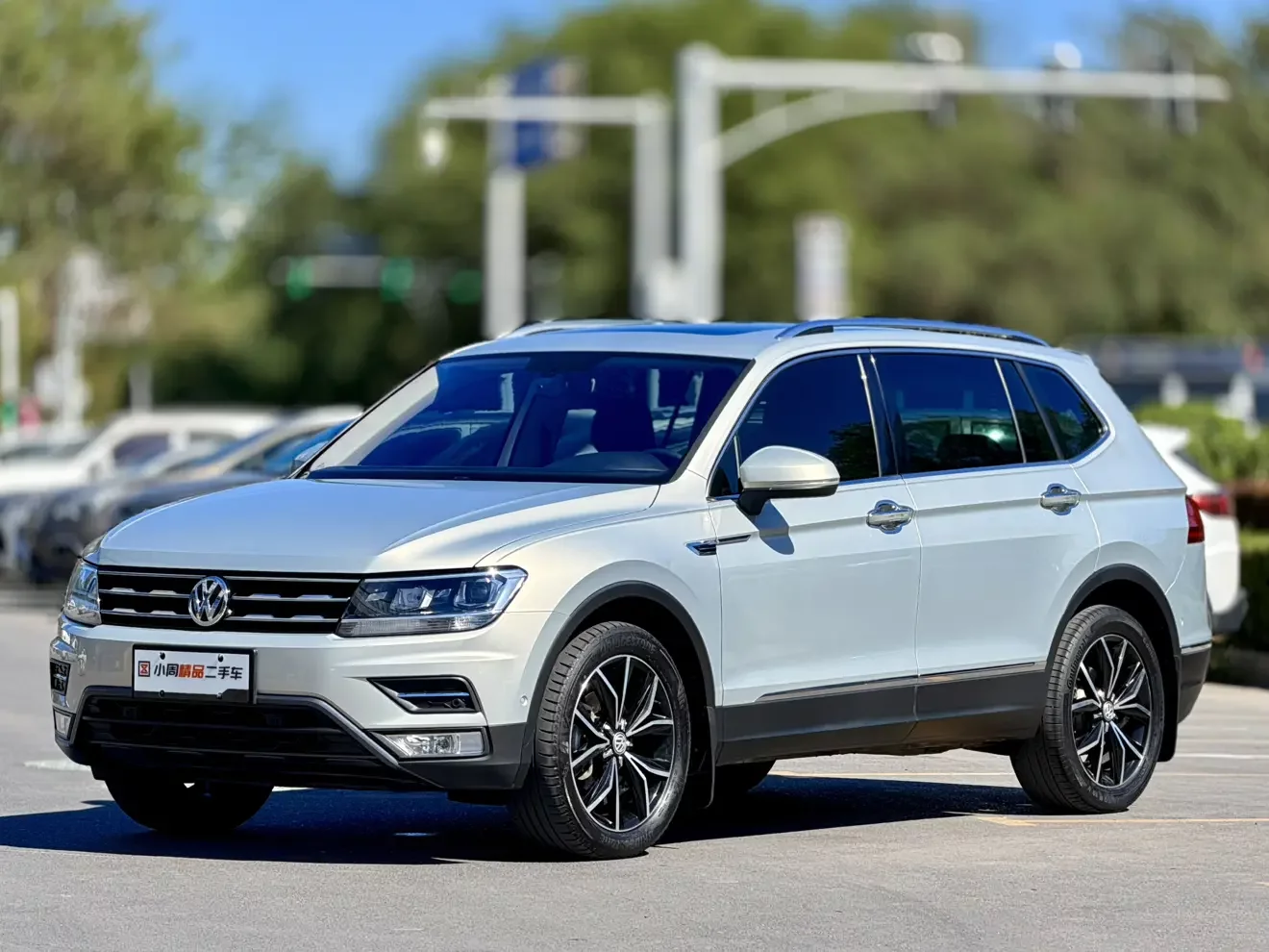 Volkswagen Tiguan L
