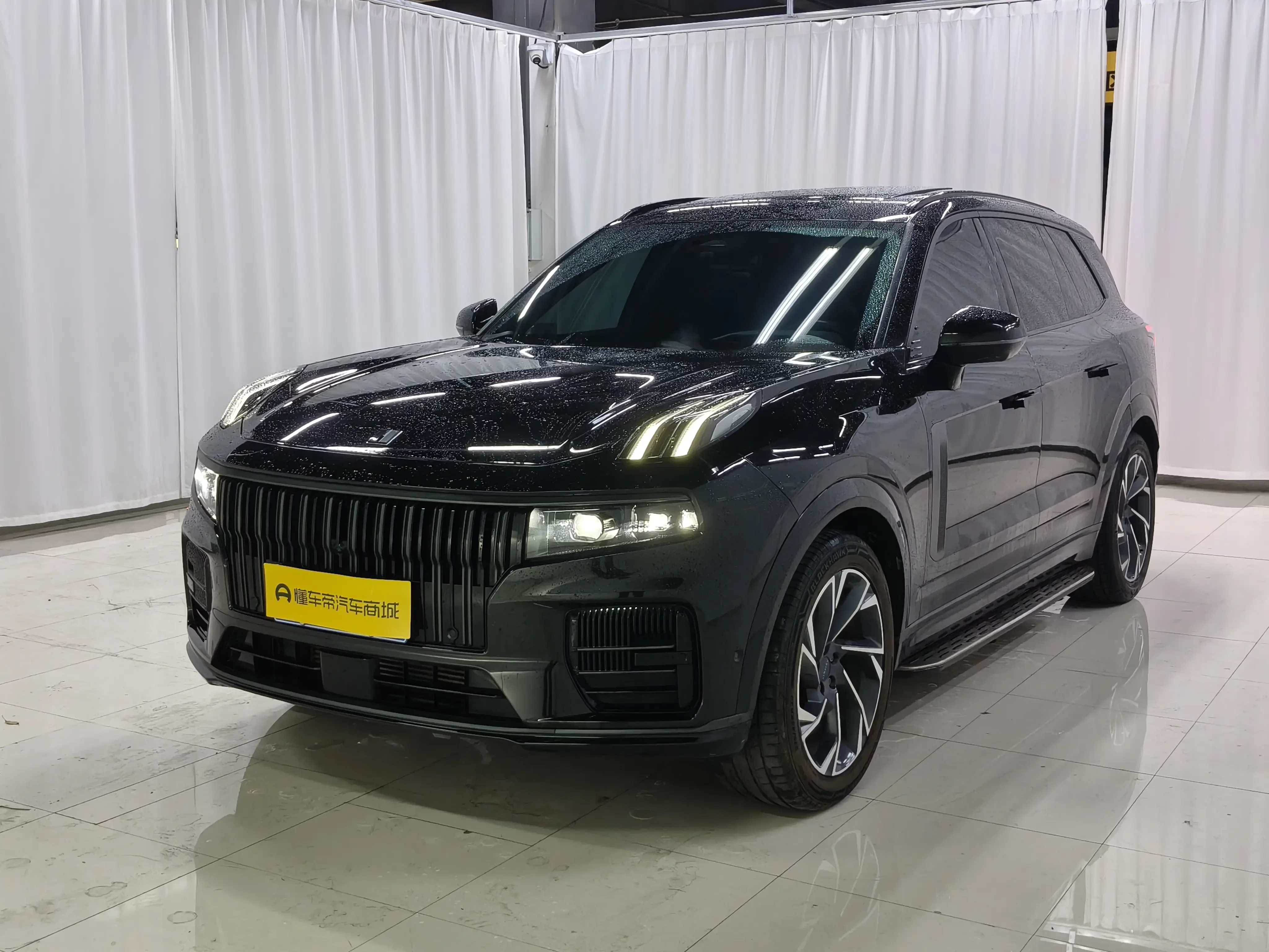Lynk & Co 09