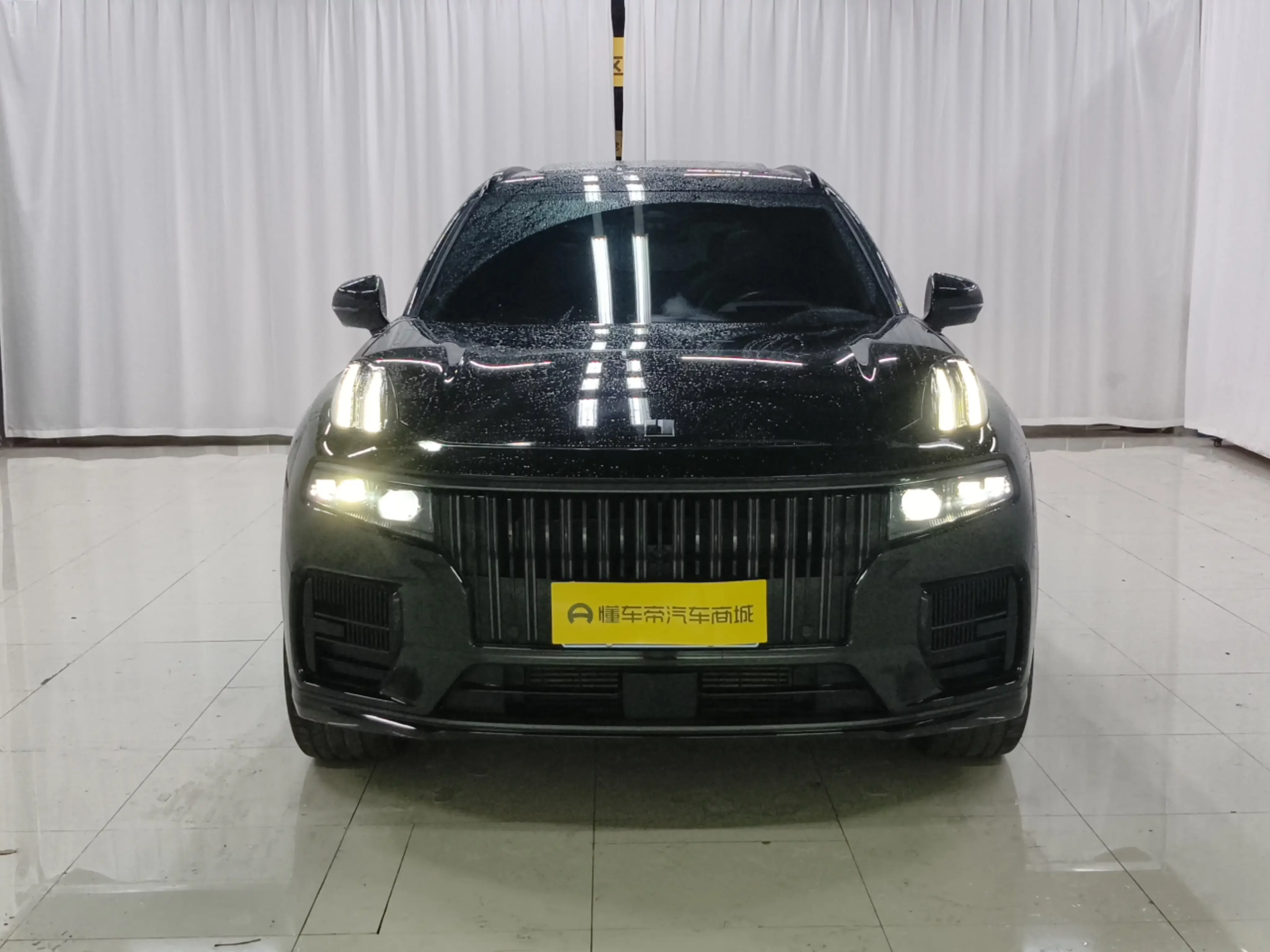 Lynk & Co 09