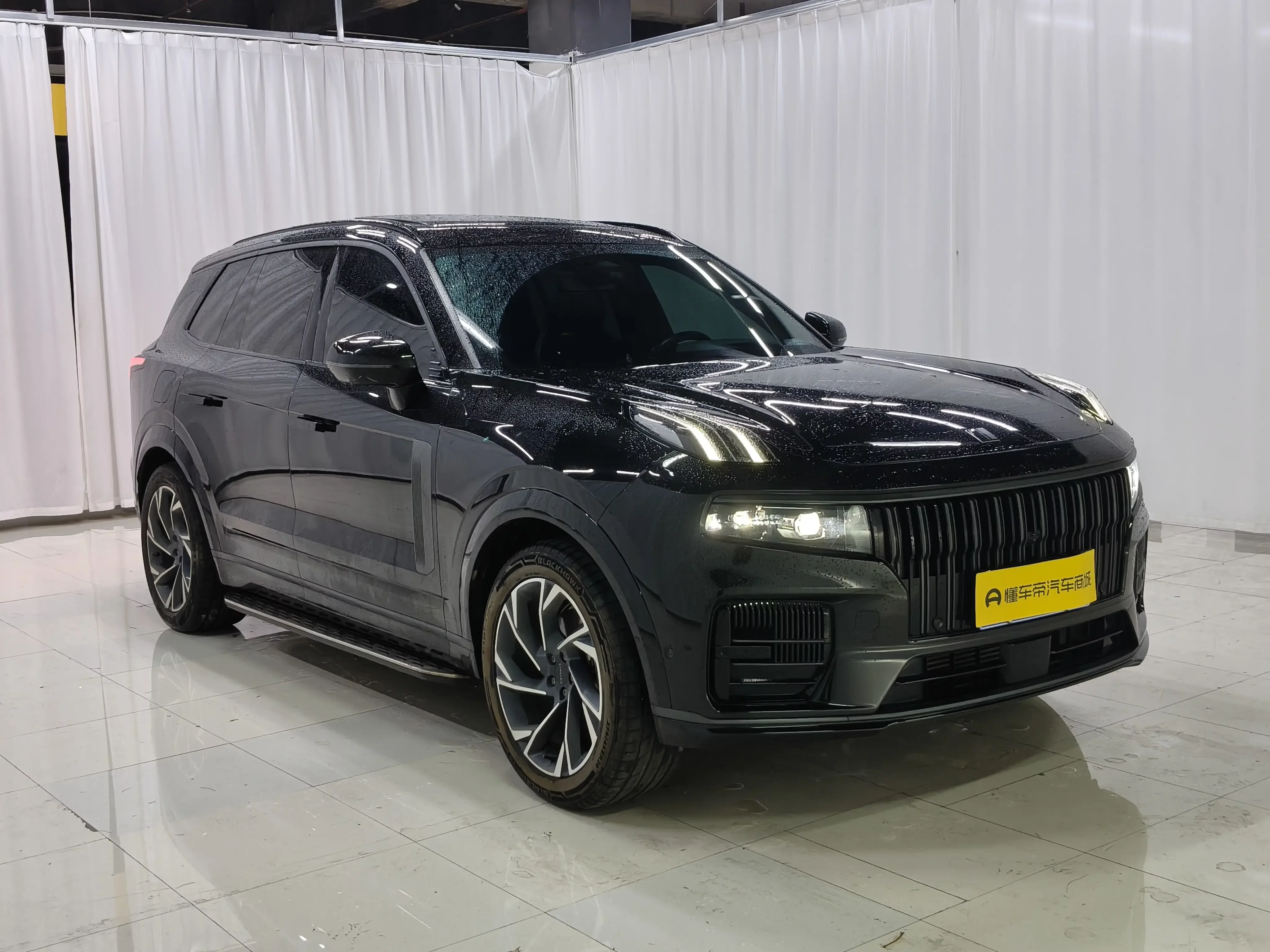 Lynk & Co 09