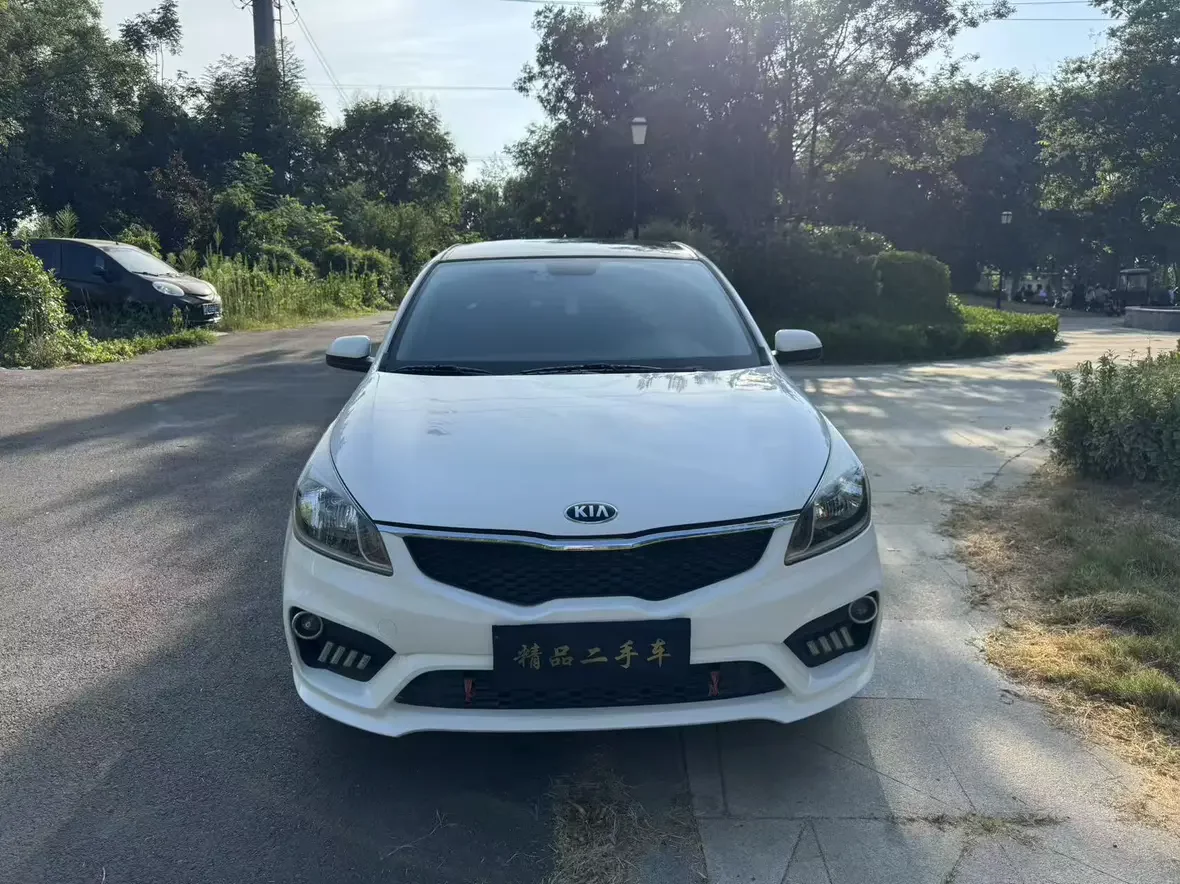 Kia K2