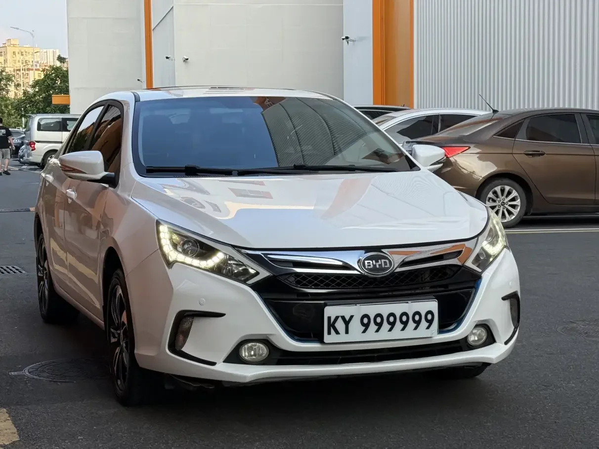 BYD Qin DM