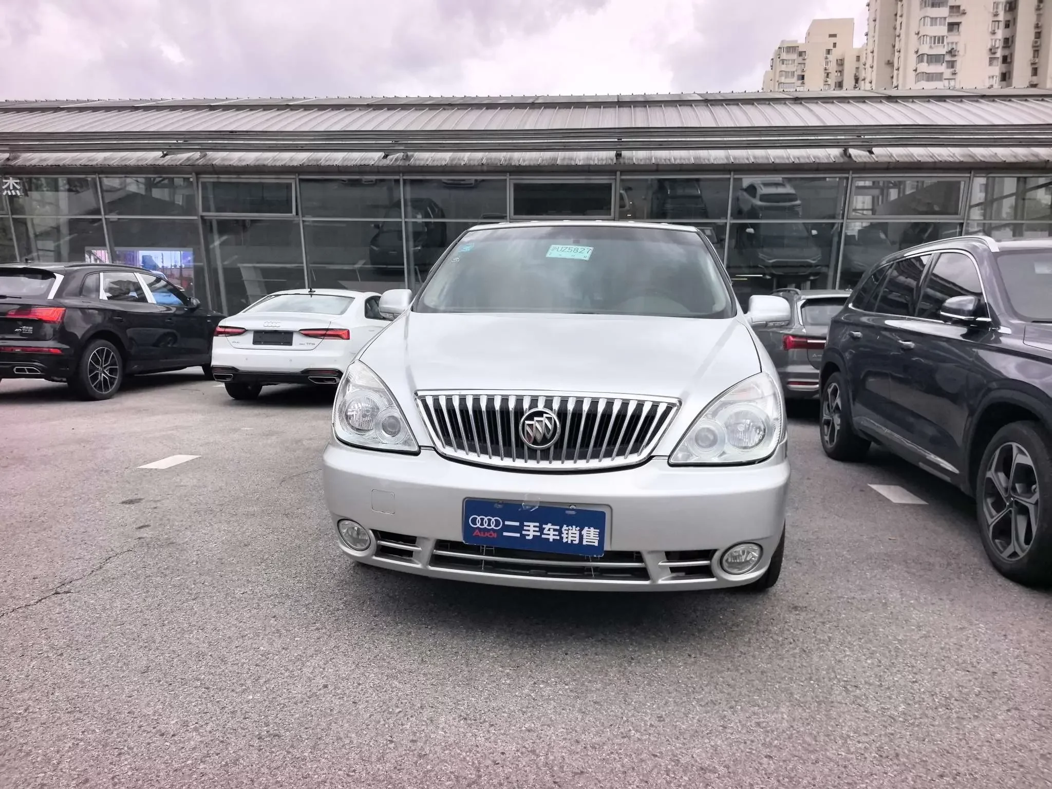Buick GL8