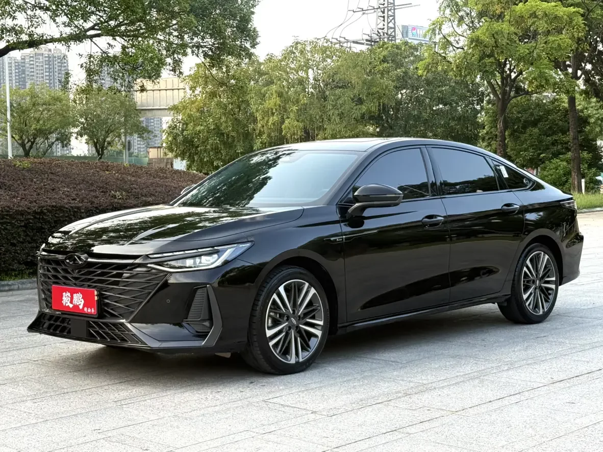 Chery Arrizo 8