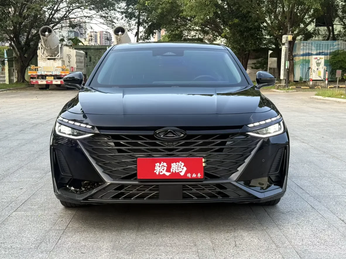 Chery Arrizo 8
