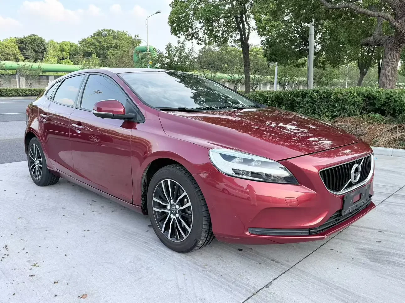 Volvo V40