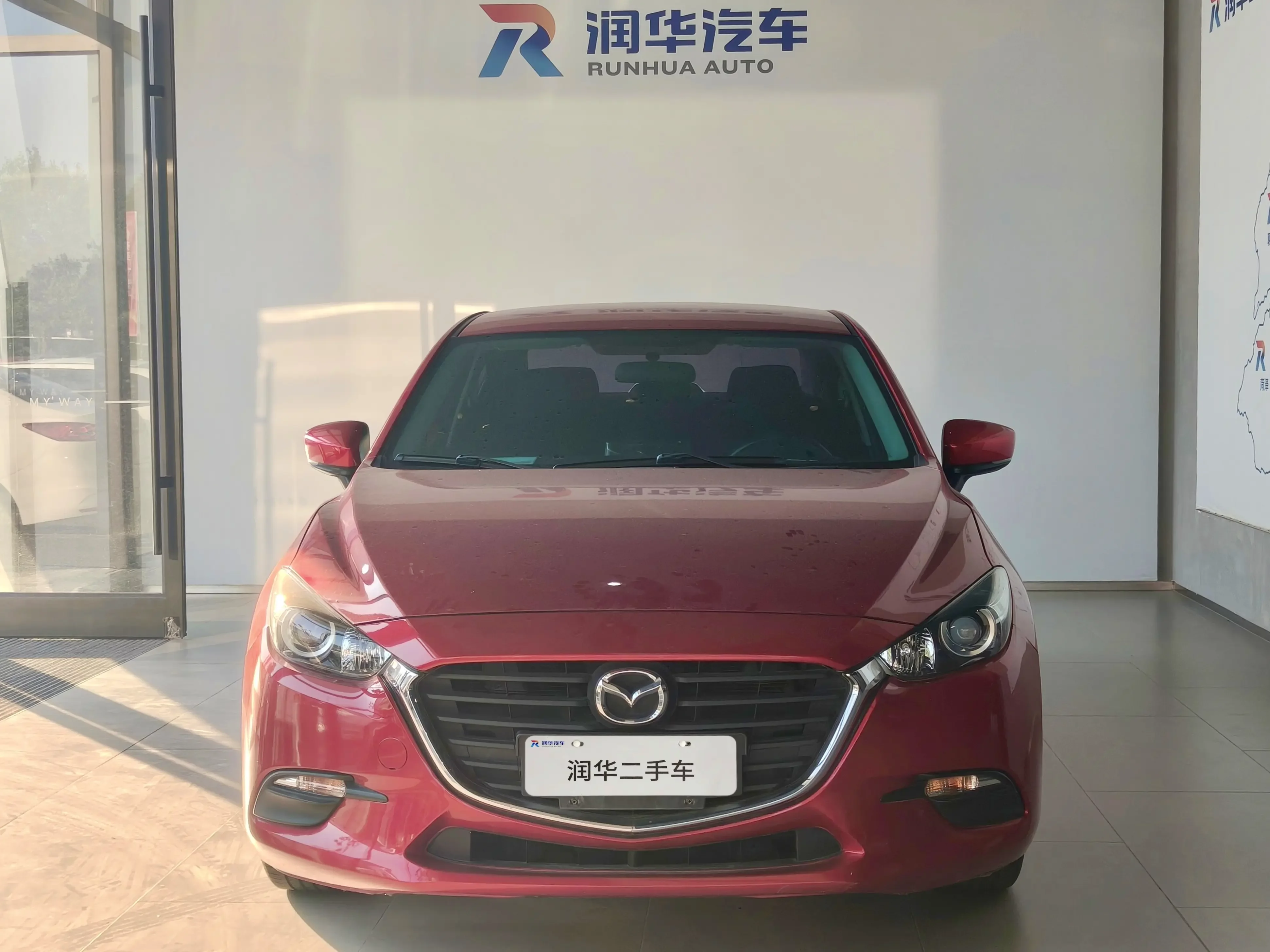Mazda Axela (3)