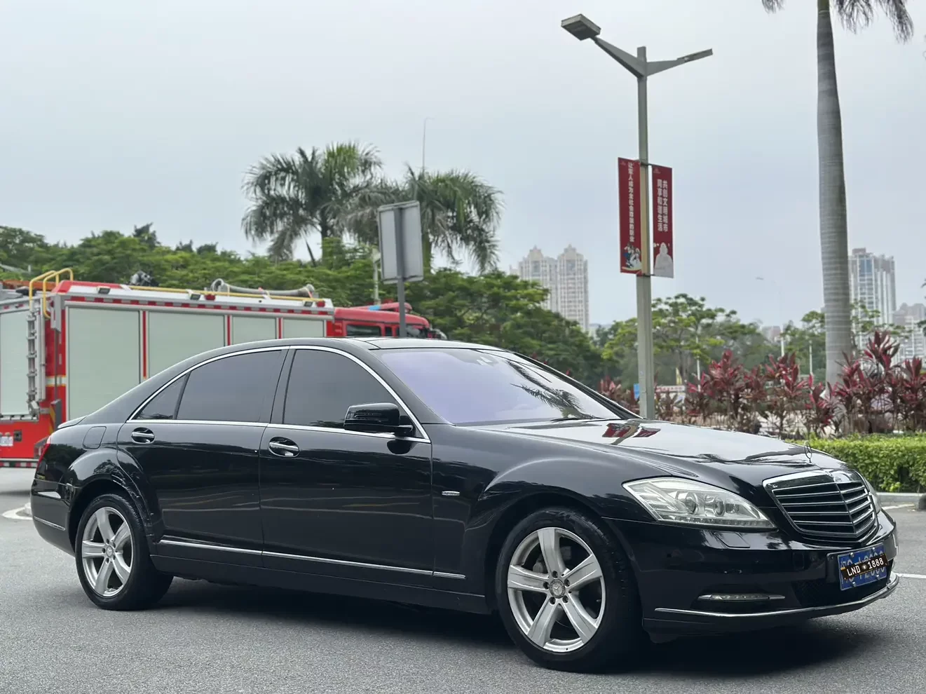 Mercedes-Benz S Class