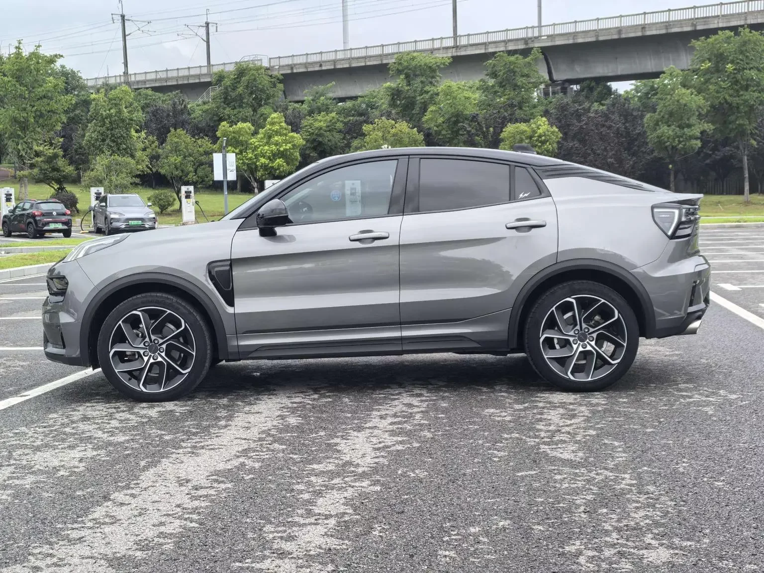Lynk & Co 05