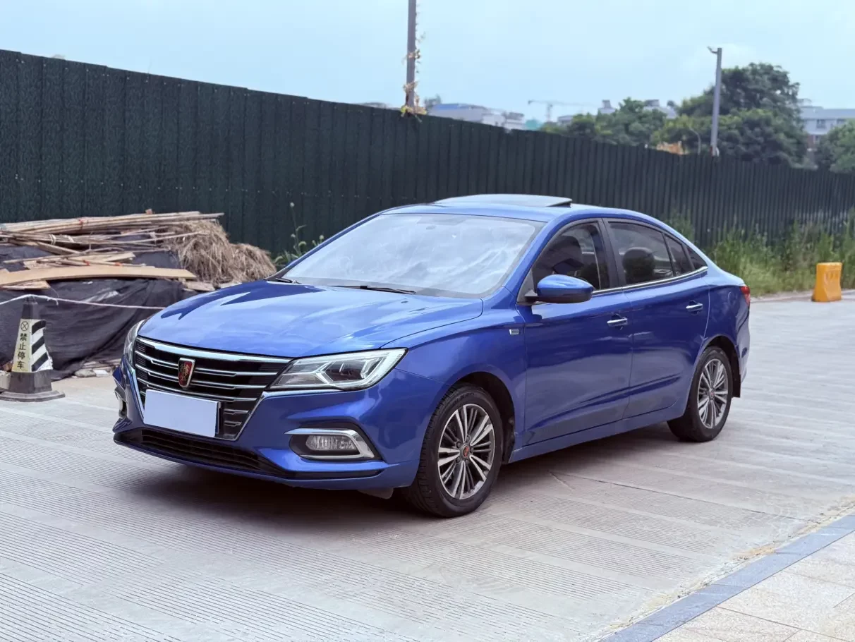 Roewe i5