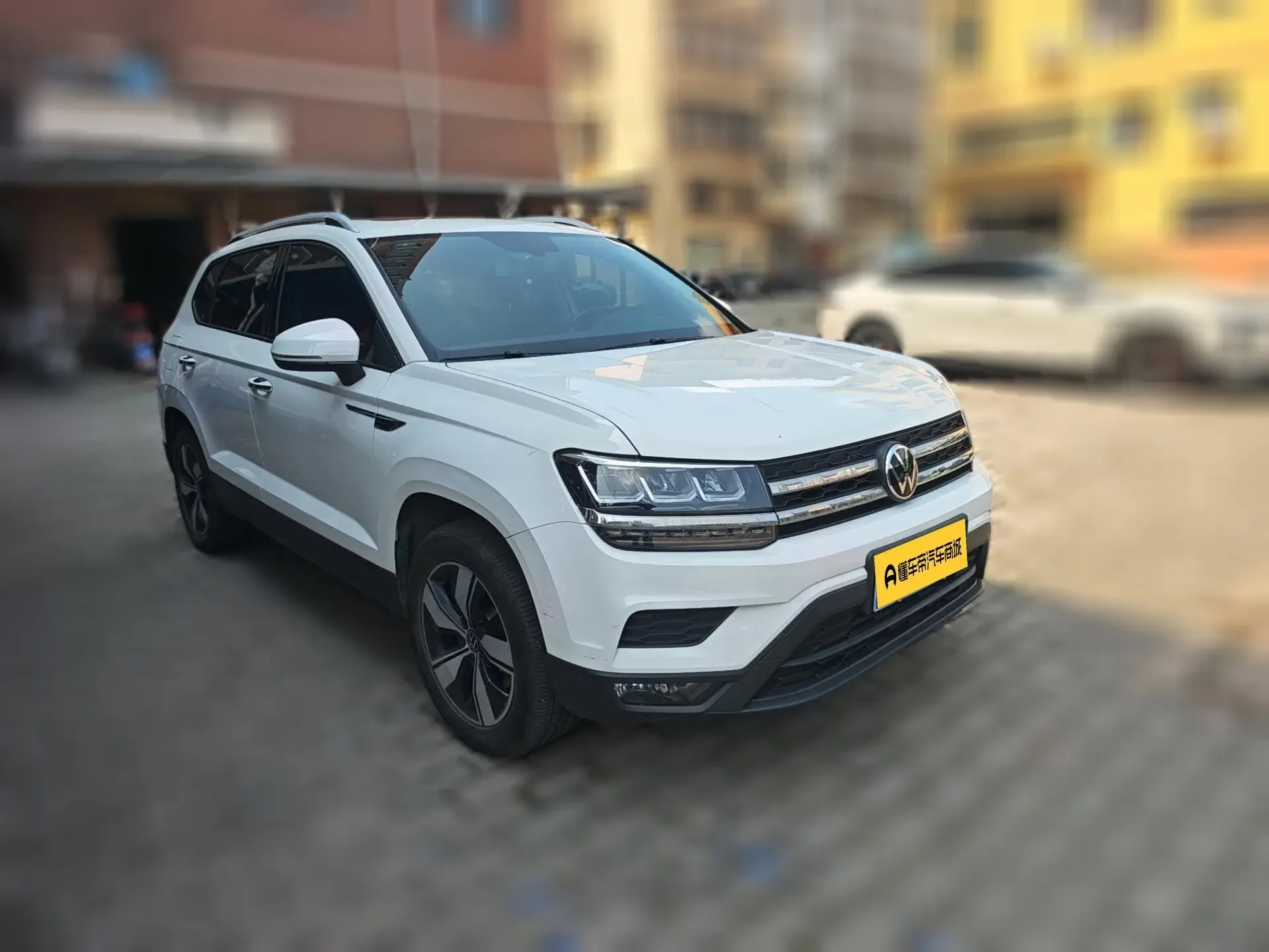 Volkswagen Tharu