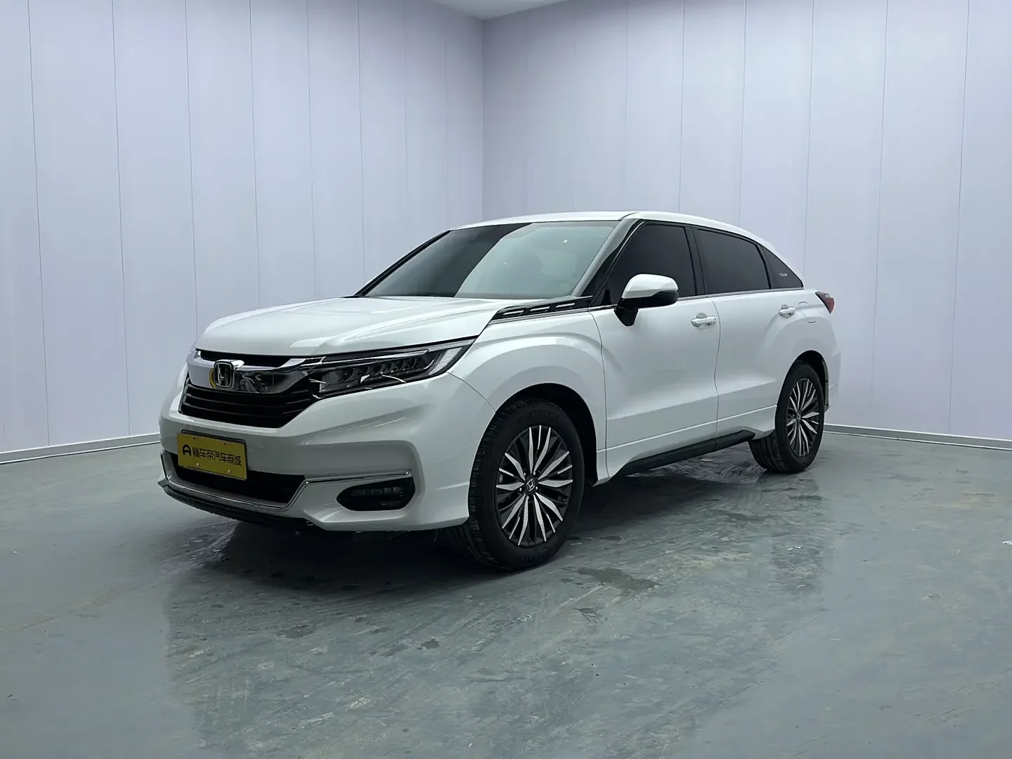 Honda Avancier (Crown Road)