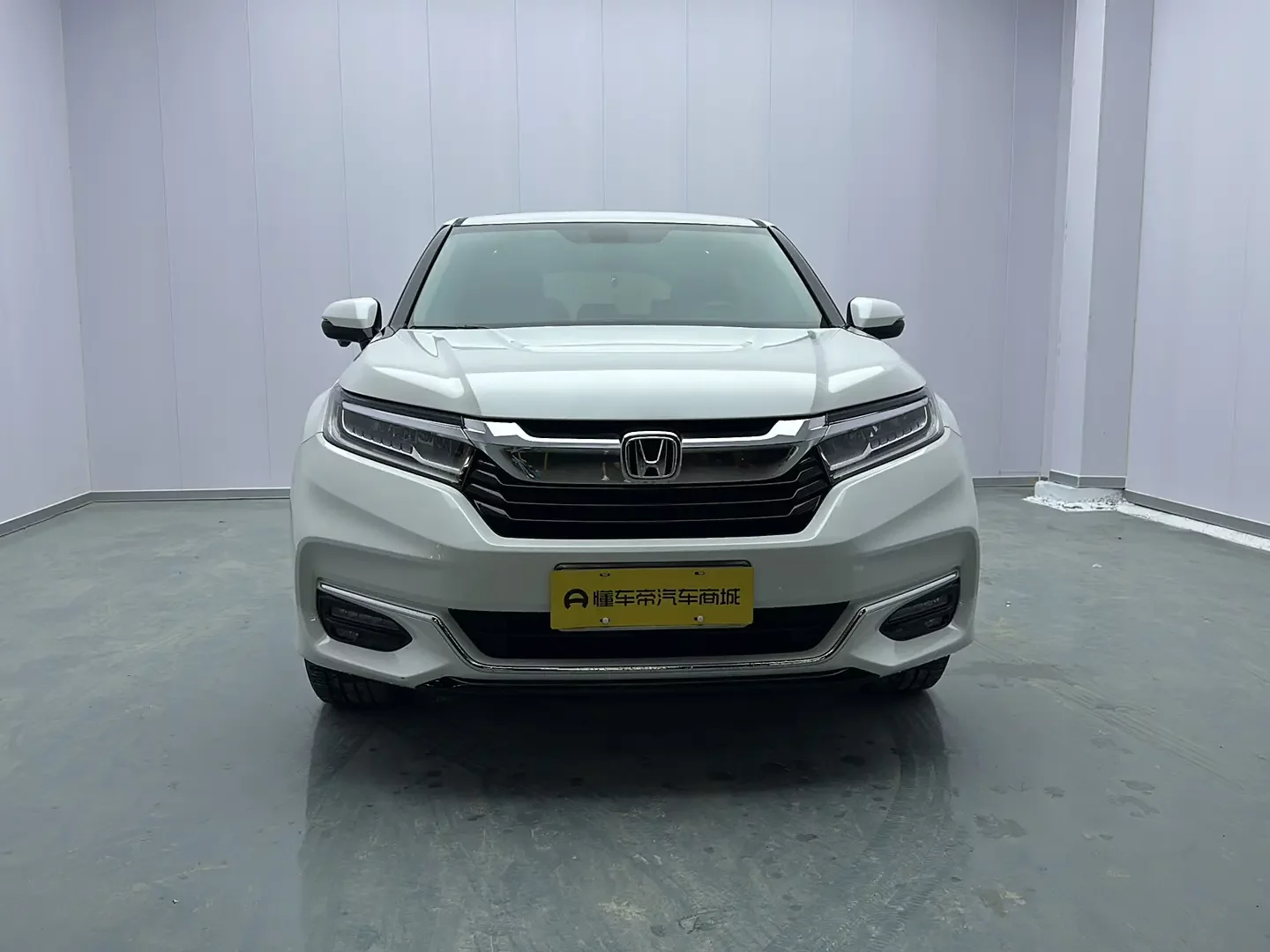 Honda Avancier (Crown Road)