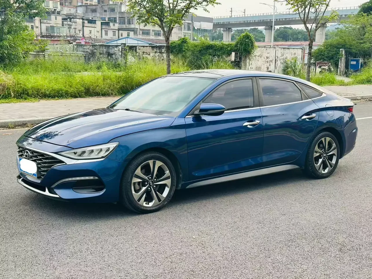 Hyundai Lafesta (Festa)