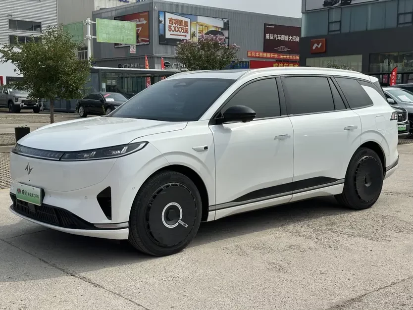 Dongfeng Yipai 008