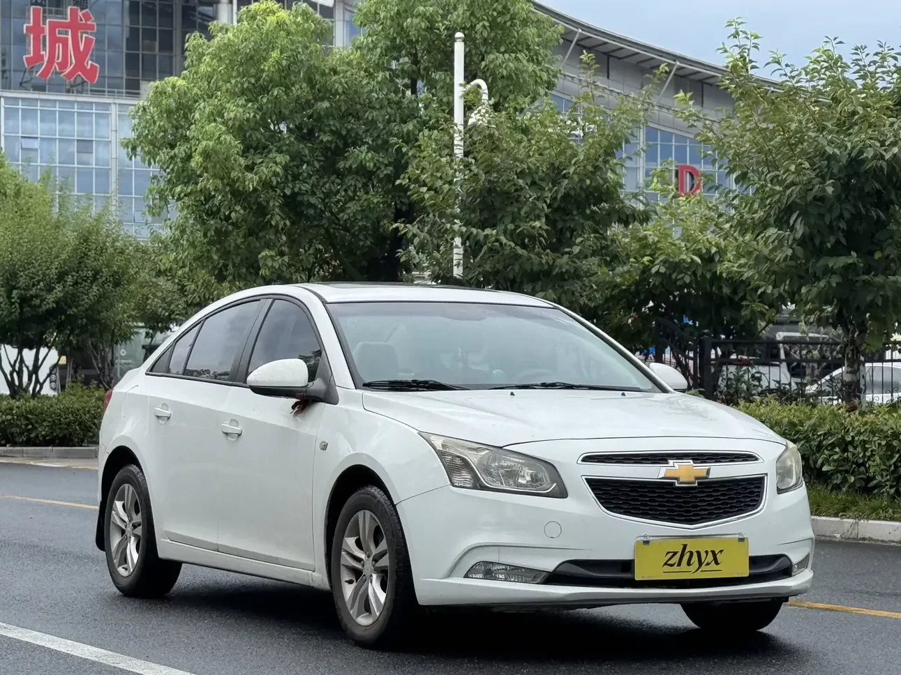 Chevrolet Monza (Cruze)