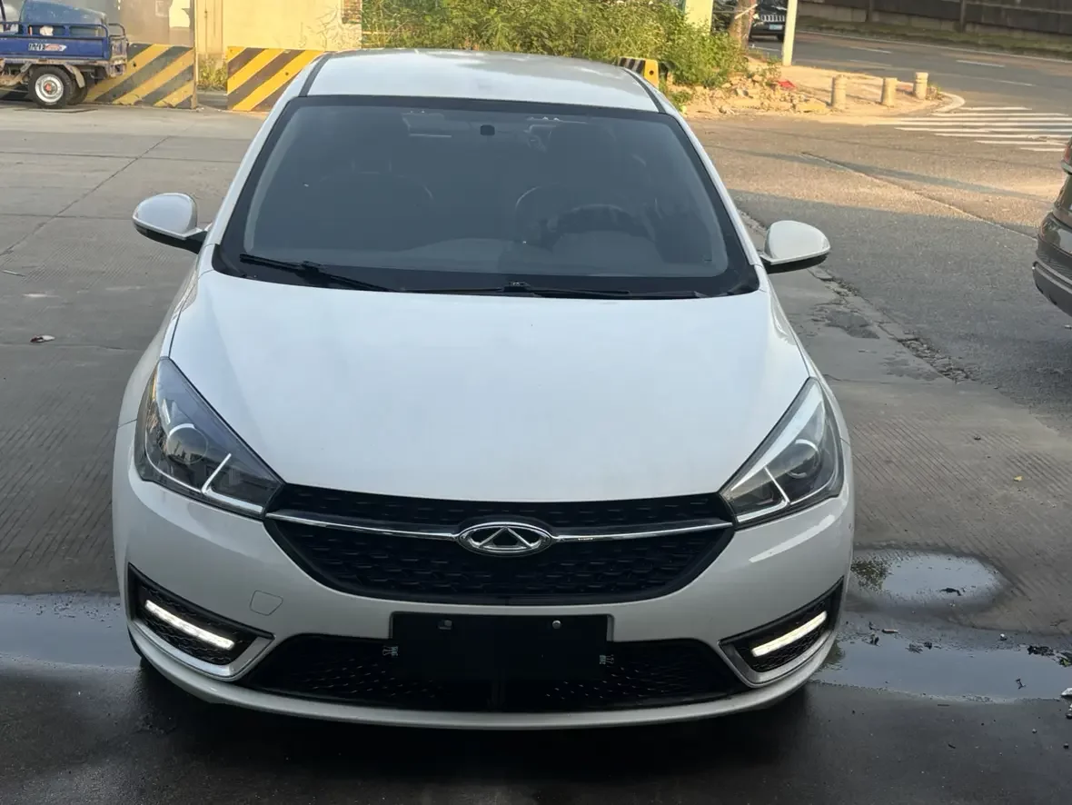 Chery Arrizo 5