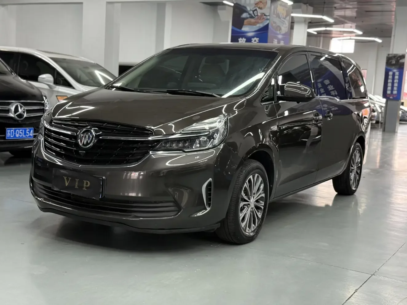 Buick GL8