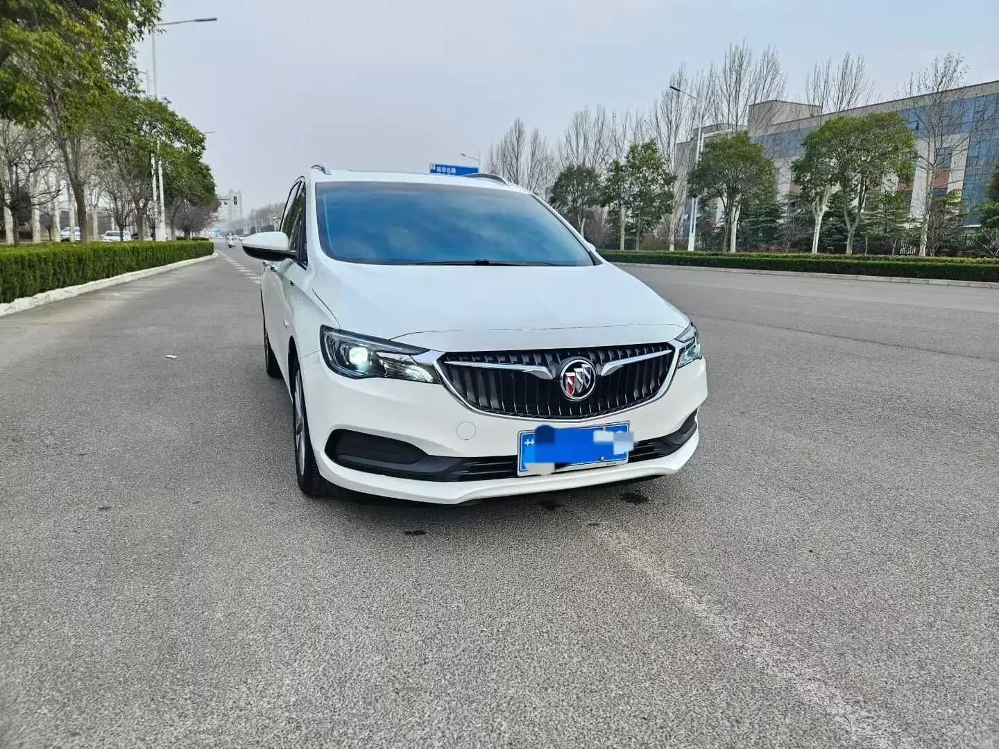 Buick GL6