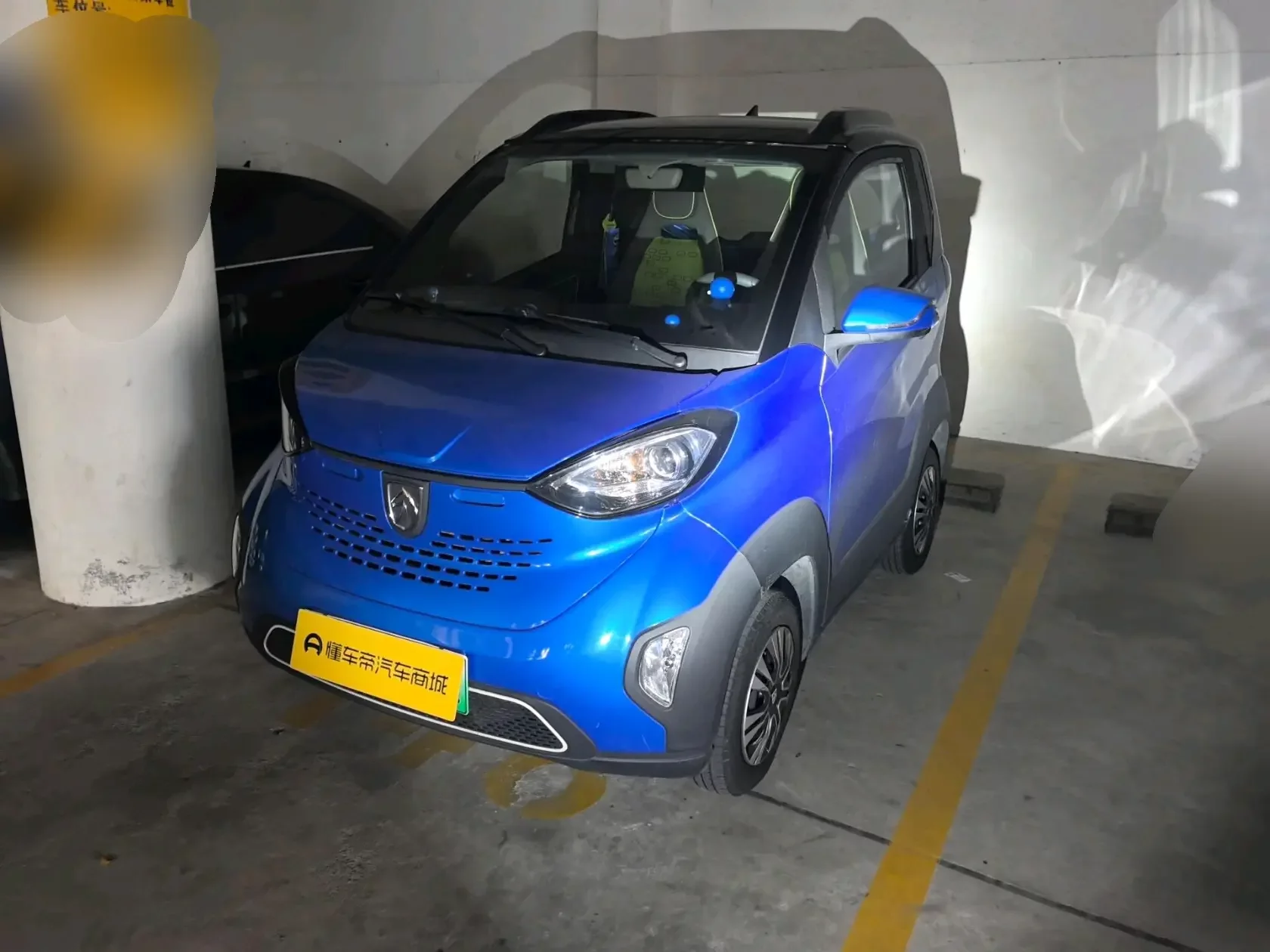 Baojun E100