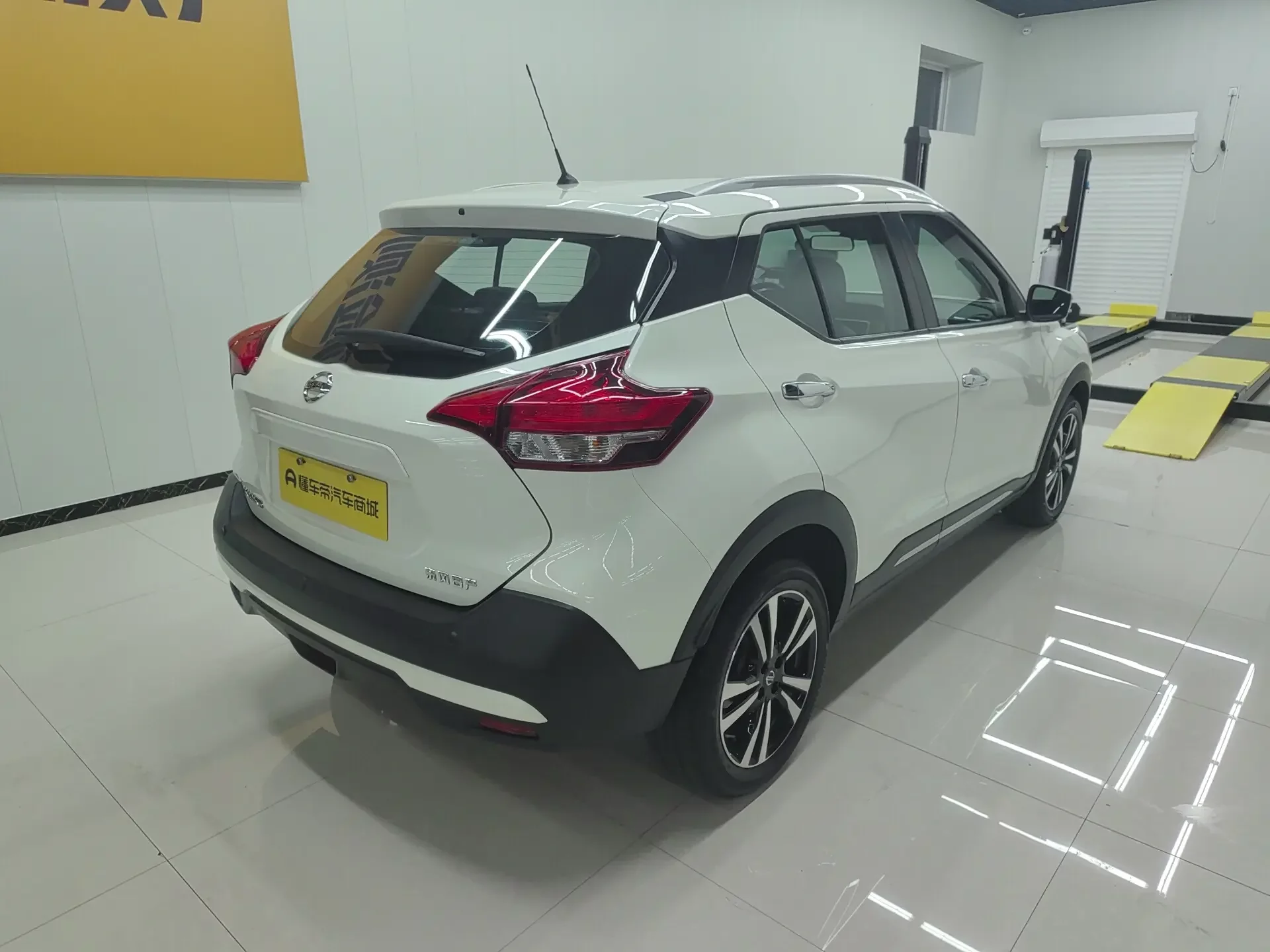Nissan Jinke
