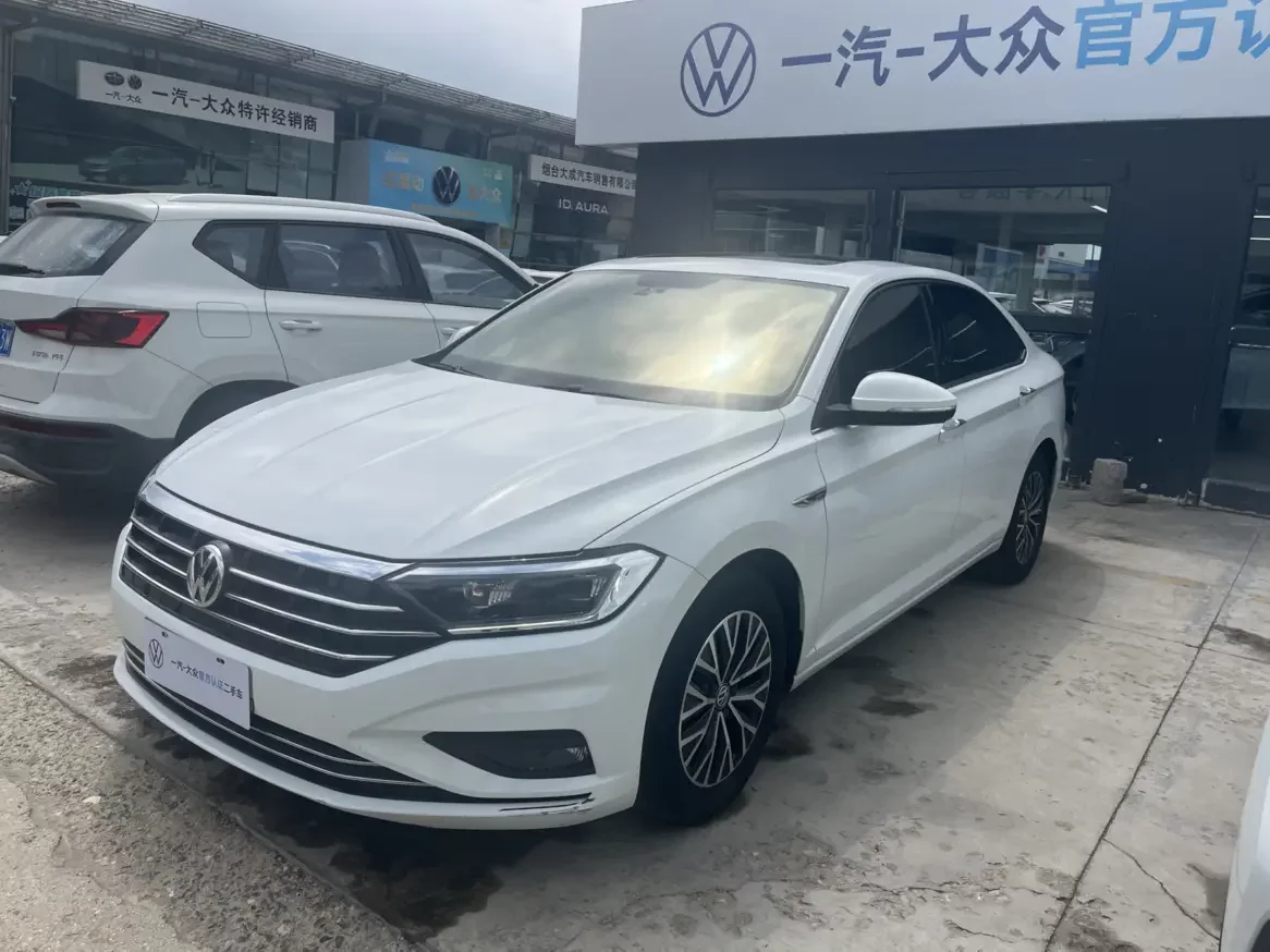 Volkswagen Sagitar