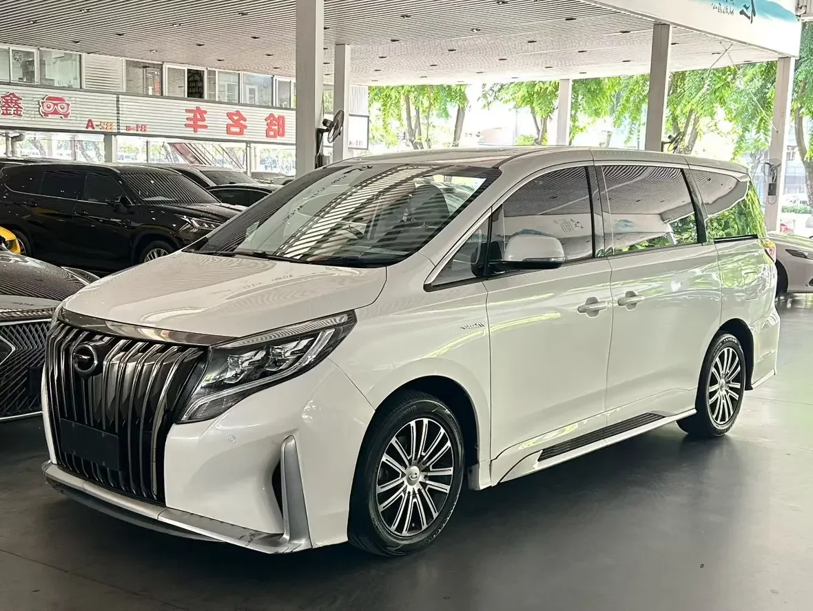 GAC Trumpchi M8