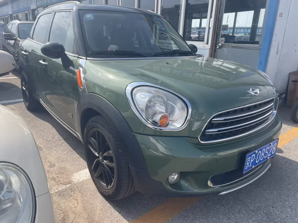 MINI COUNTRYMAN