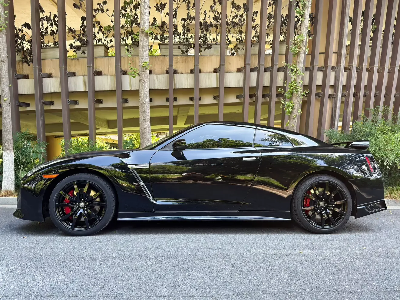 Nissan GT-R