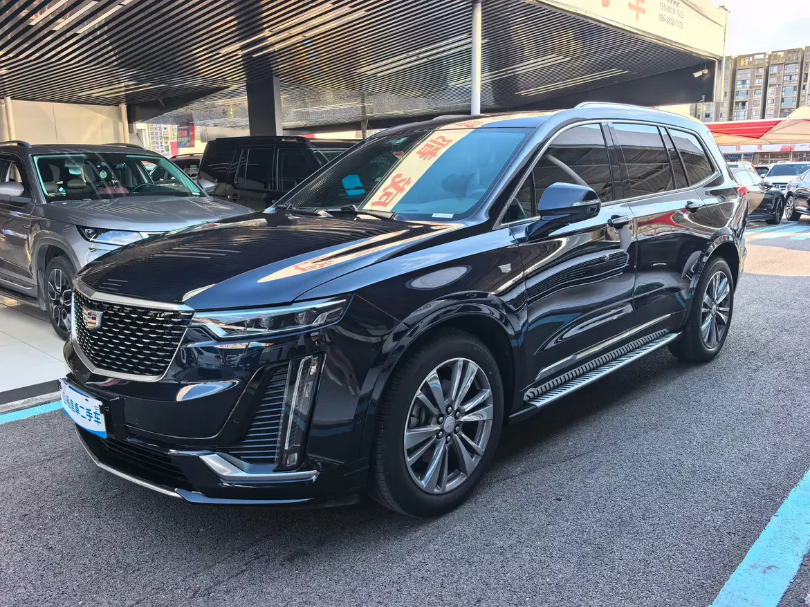 Cadillac XT6