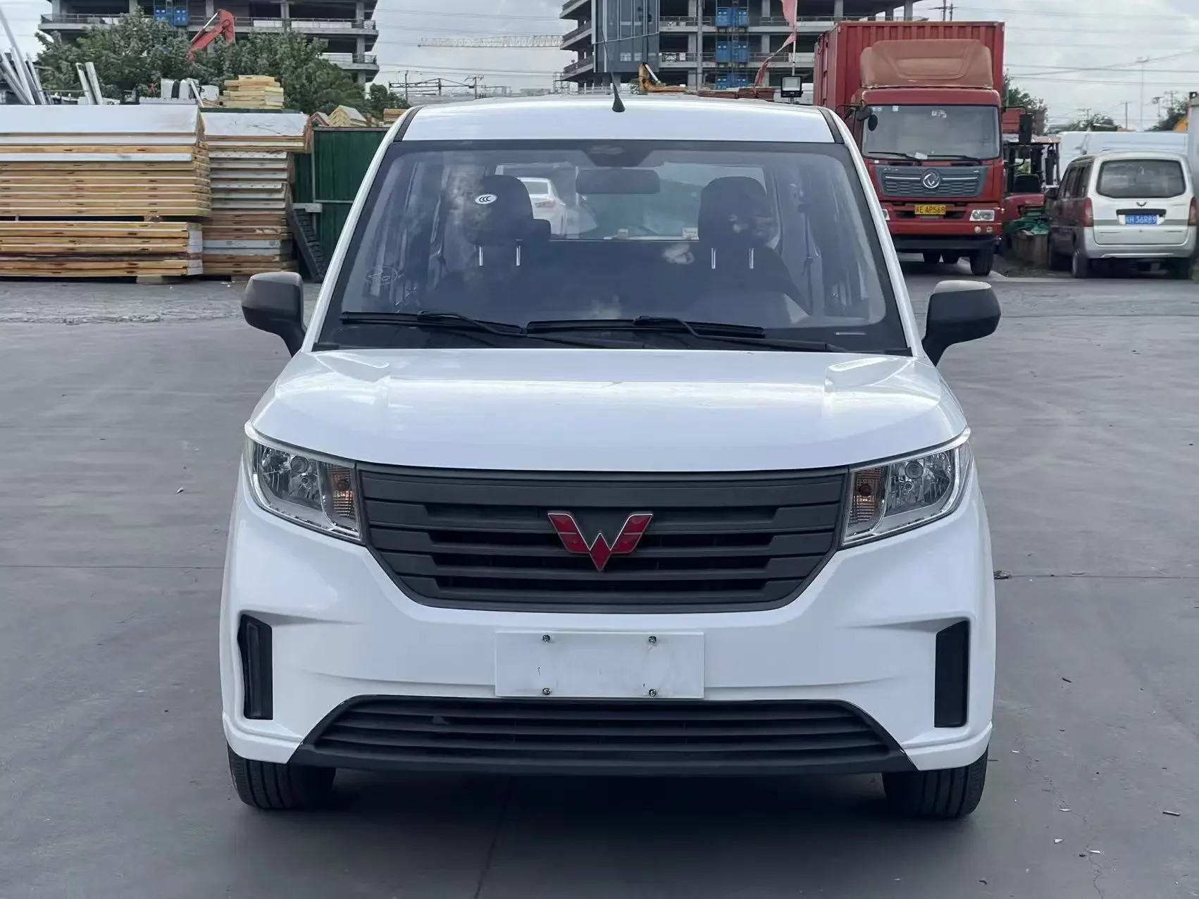 Wuling Hongguang PLUS