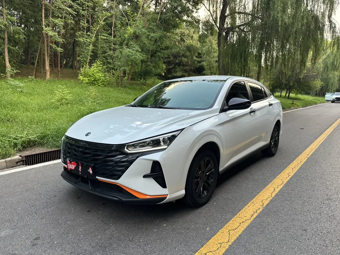 Dongfeng Yixuan